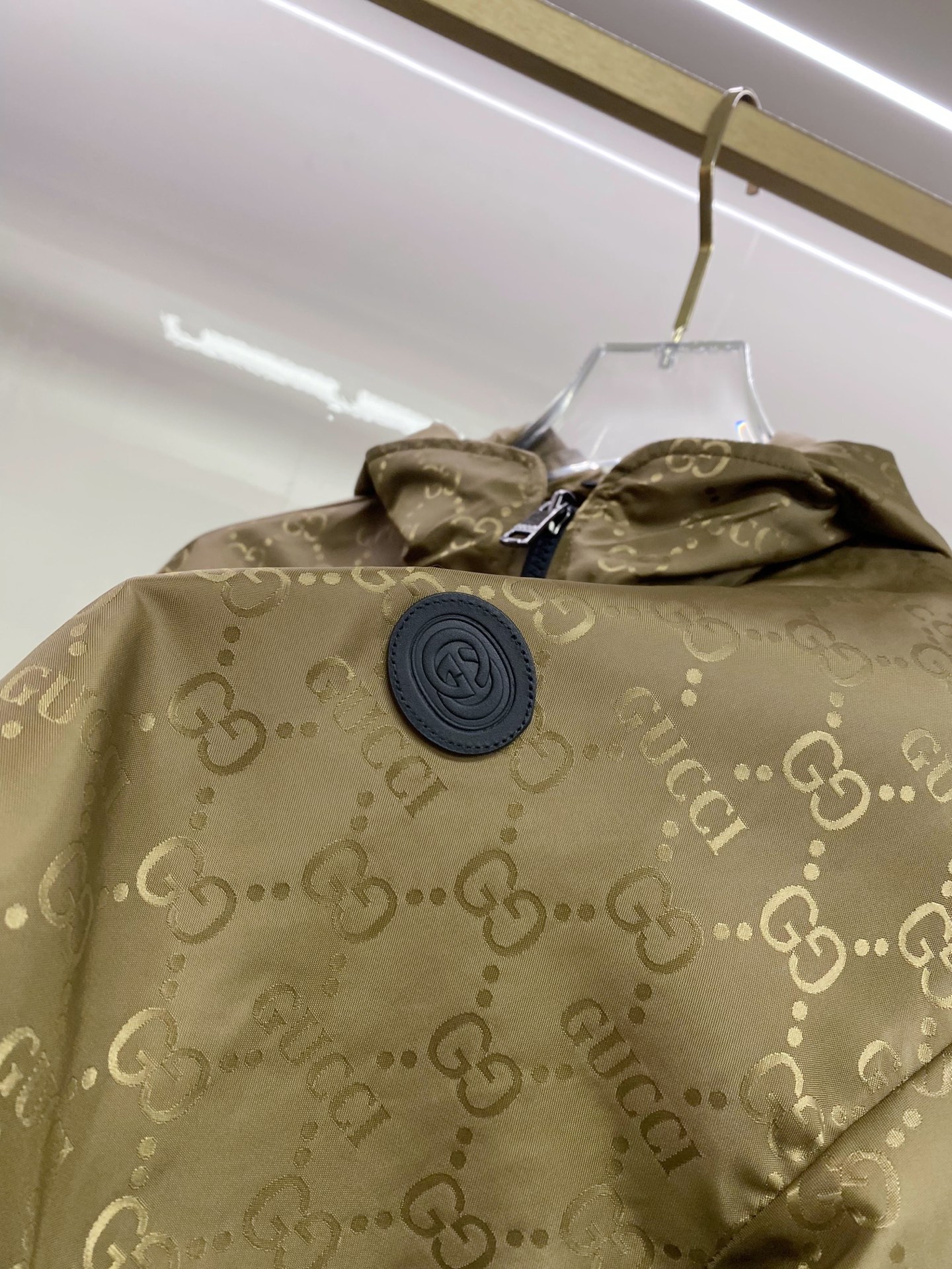 Gucci 古奇 双面穿 2026ss春季新款连帽夹克外套全高端版本！高定专柜面料辅料，透气舒适度高，细
