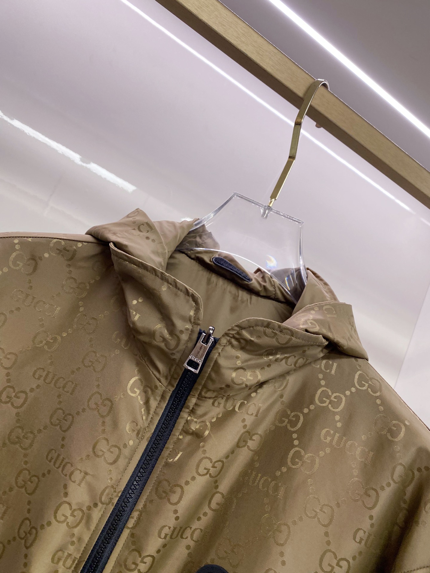 Gucci 古奇 双面穿 2026ss春季新款连帽夹克外套全高端版本！高定专柜面料辅料，透气舒适度高，细