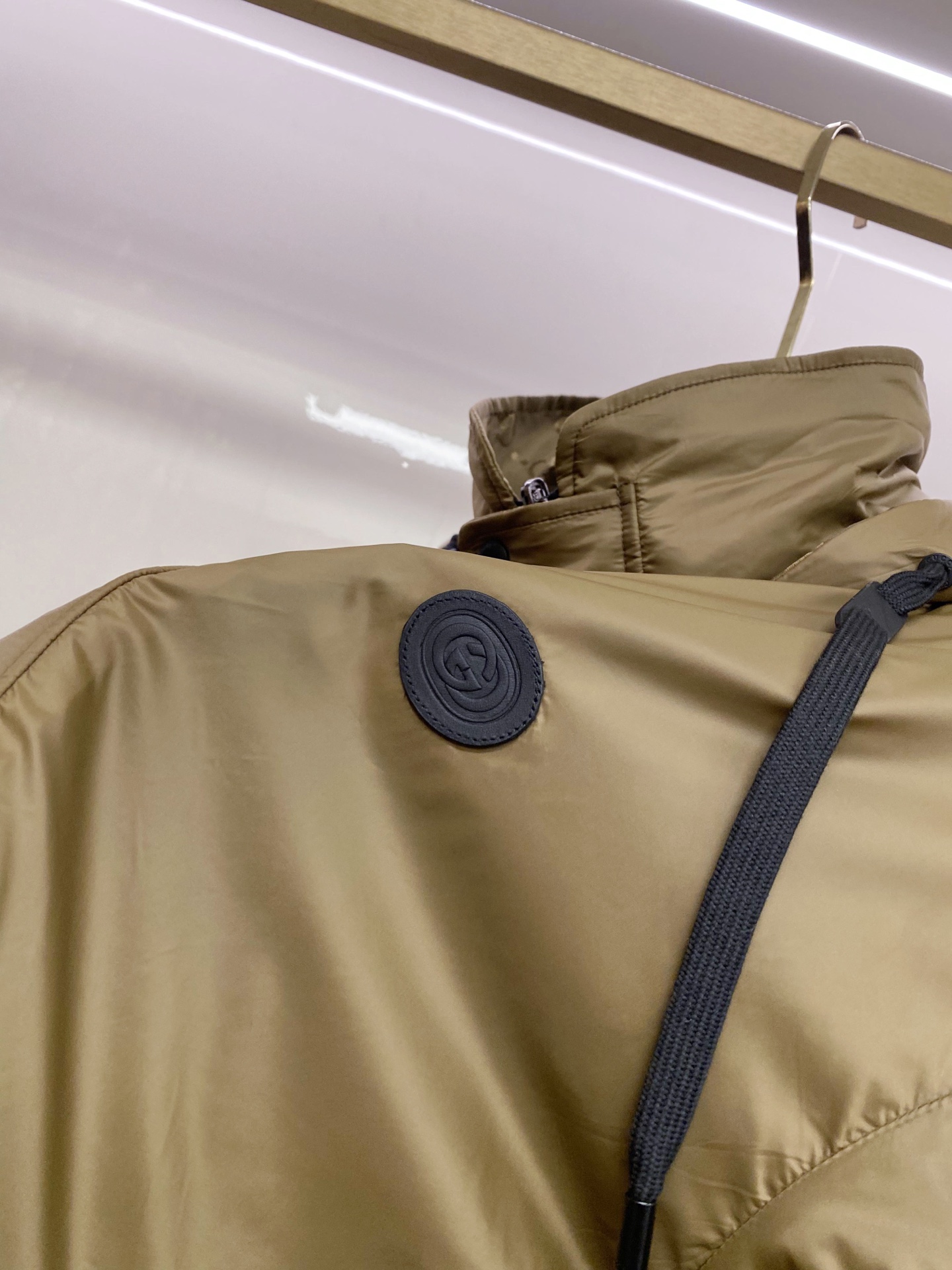 Gucci 古奇 双面穿 2026ss春季新款连帽夹克外套全高端版本！高定专柜面料辅料，透气舒适度高，细