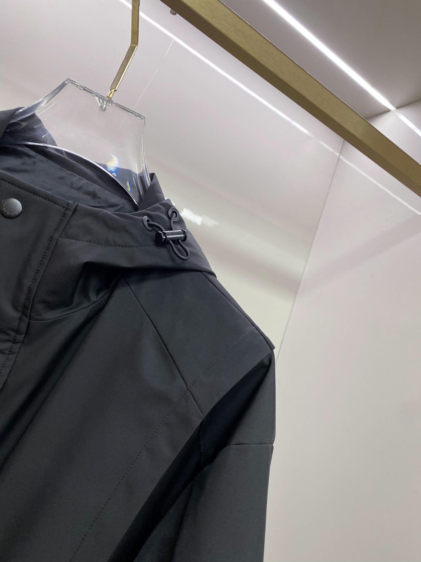 Balenciaga 巴黎世家 2026ss春季新款连帽夹克外套全高端版本！高定专柜面料辅料，透气舒适度