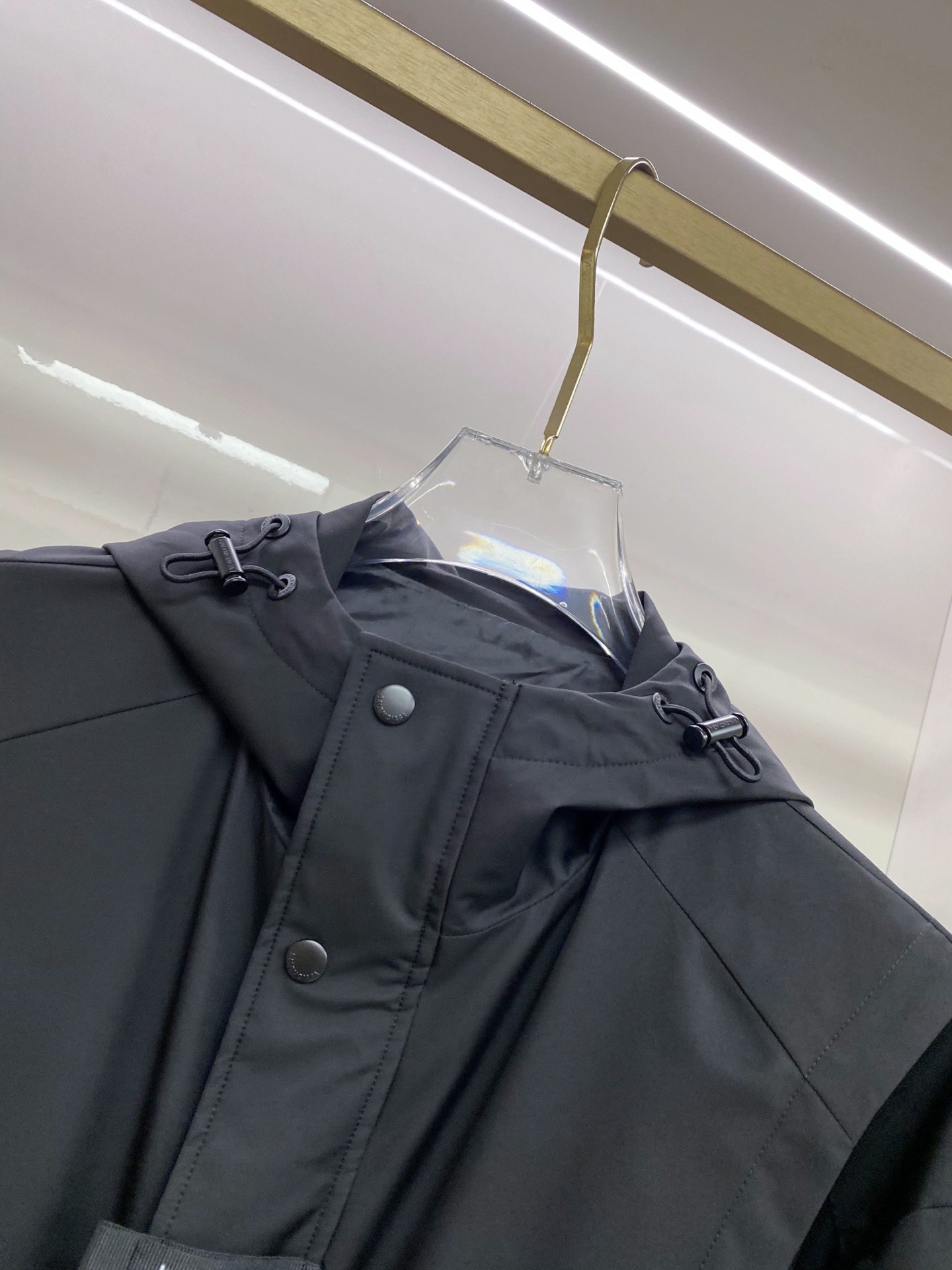 Balenciaga 巴黎世家 2026ss春季新款连帽夹克外套全高端版本！高定专柜面料辅料，透气舒适度