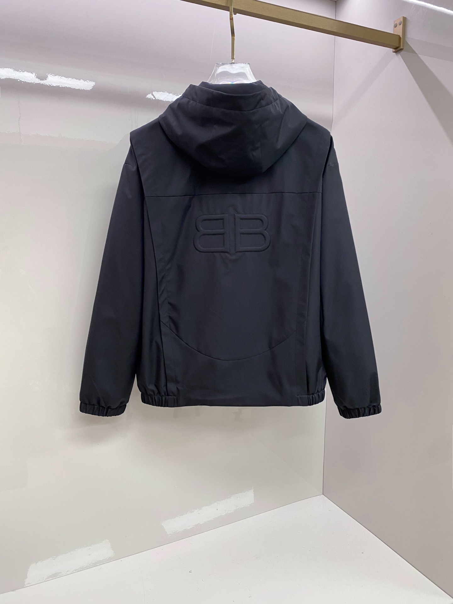 Balenciaga 巴黎世家 2026ss春季新款连帽夹克外套全高端版本！高定专柜面料辅料，透气舒适度