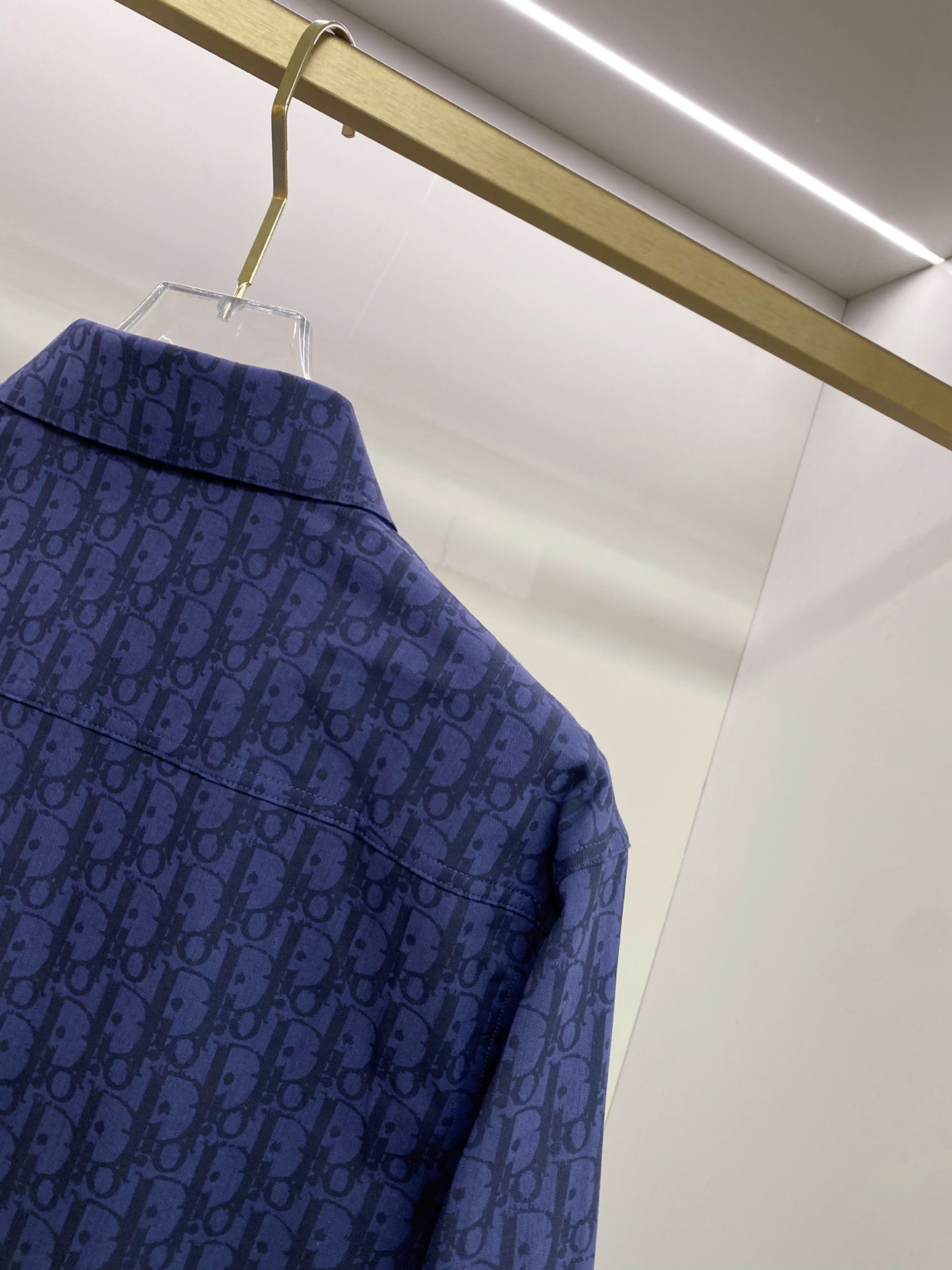 Dior 迪奥 CD 2026ss春季新款衬衫 全身logo老花满印牛仔衬衫 定制水洗面料 超高工艺的拔