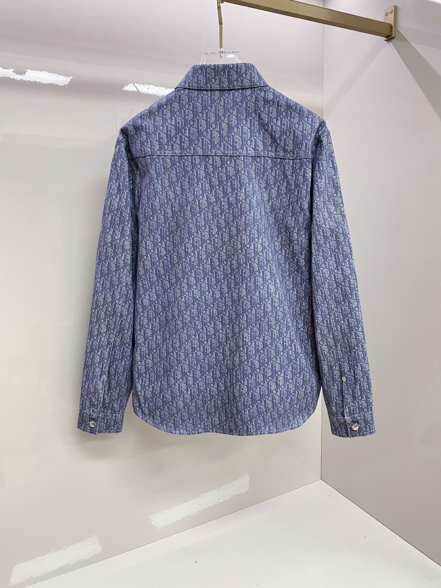 Dior 迪奥 CD 2026ss春季新款衬衫 全身logo老花满印牛仔衬衫 定制水洗面料 超高工艺的拔