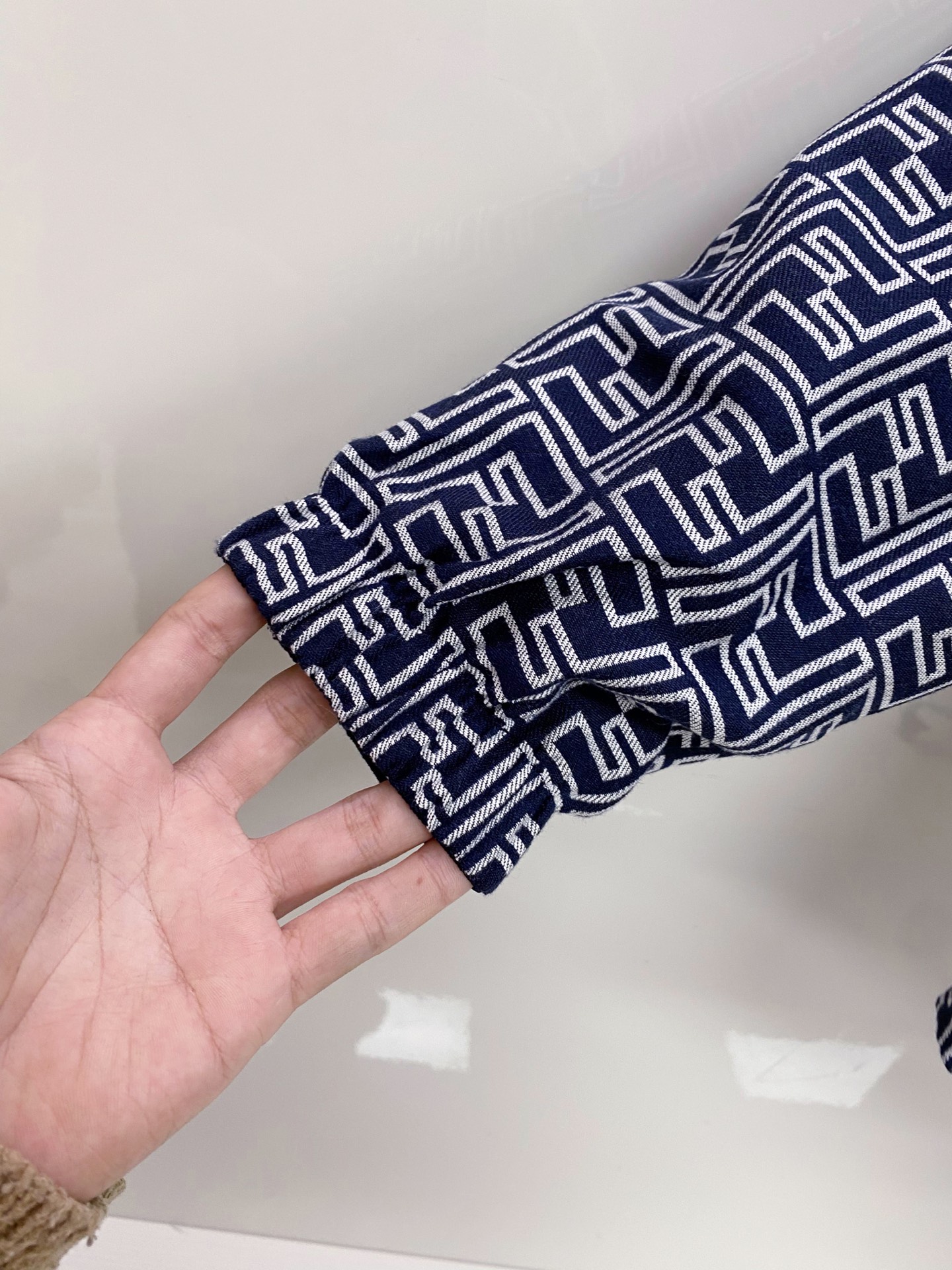 Fendi 芬迪 2026新款连帽夹克春装外套、双面可穿、新款发布、顶级品质>(夹克系列)专柜官网同步发