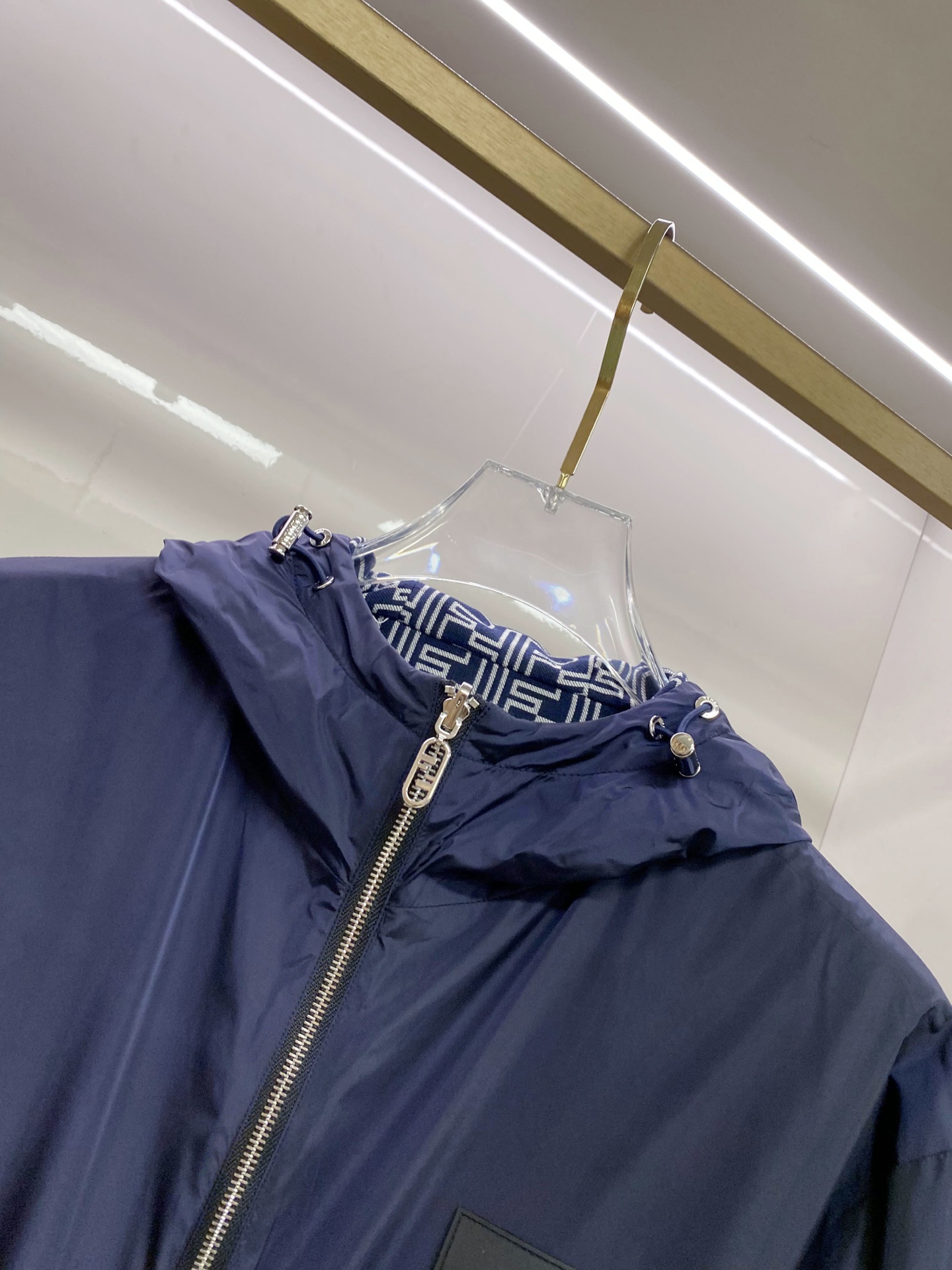 Fendi 芬迪 2026新款连帽夹克春装外套、双面可穿、新款发布、顶级品质>(夹克系列)专柜官网同步发