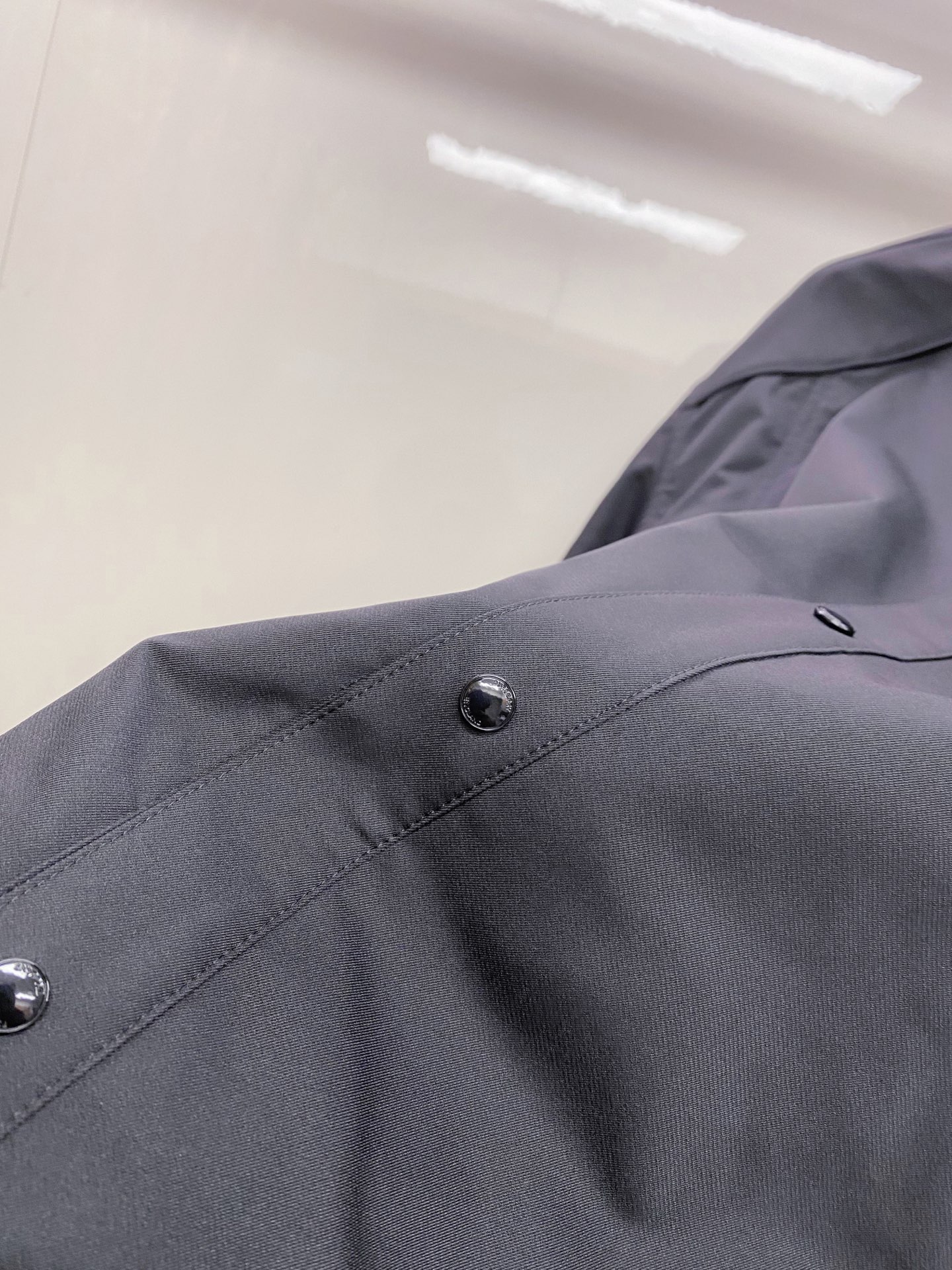 Burberry 巴宝莉2026ss春季新款夹克外套全高端版本！高定专柜面料辅料，透气舒适度高，细节无可