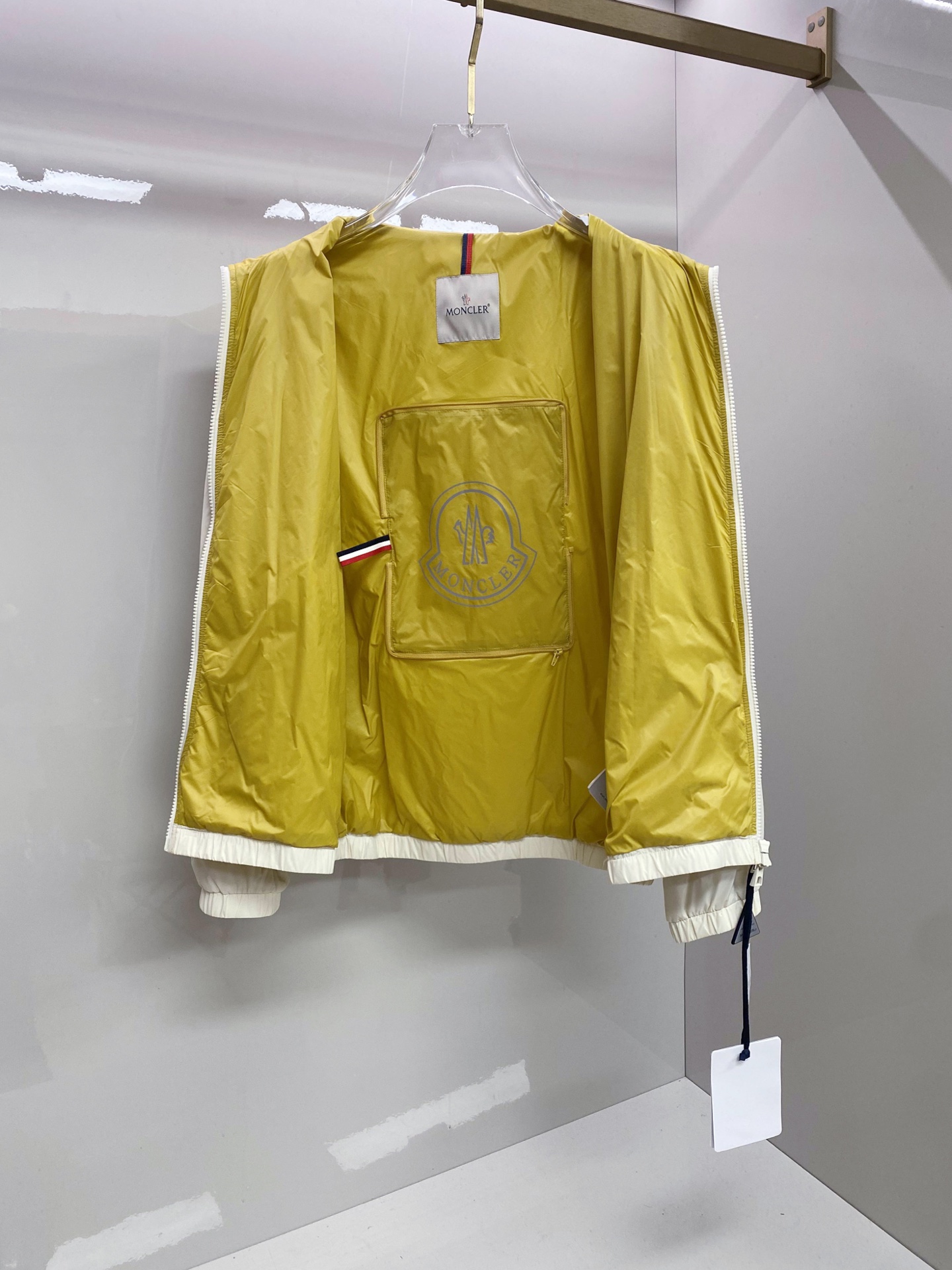 Moncler 蒙口 2026ss春季新款夹克外套全高端版本！高定专柜面料辅料，透气舒适度高，细节无可挑