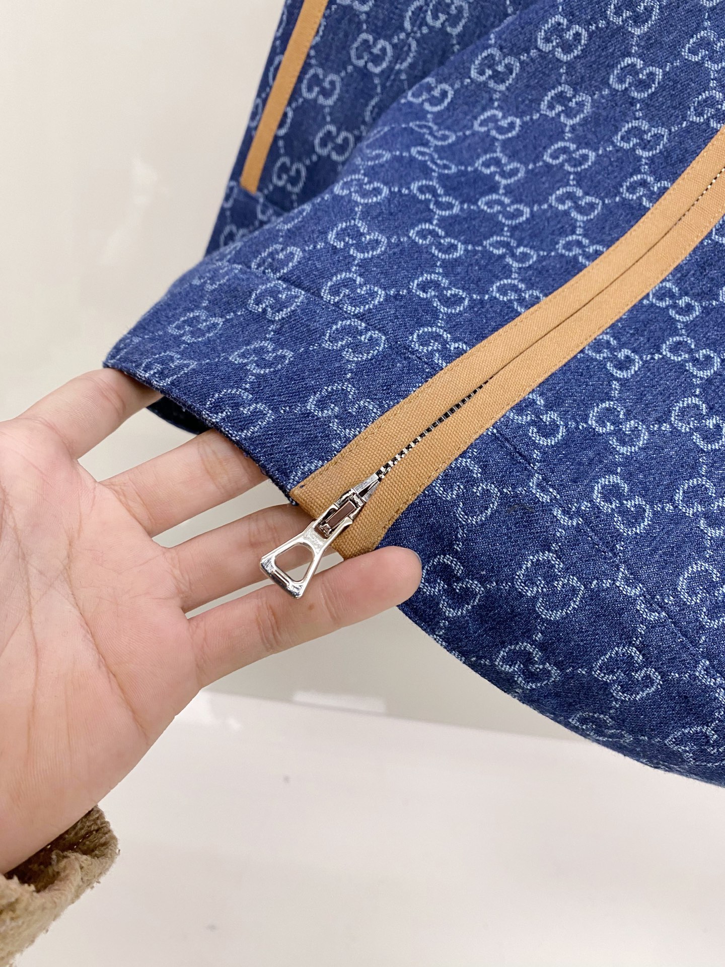 Gucci 古齐 2026ss春季新款夹克外套全高端版本！高定专柜面料辅料，透气舒适度高，细节无可挑剔，