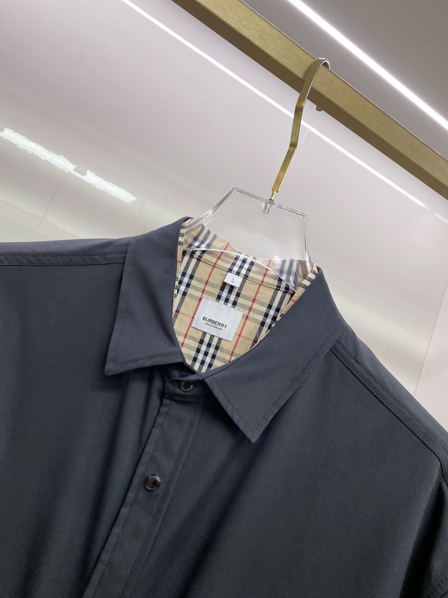 Burberry 巴宝莉 假两件衬衫外套 2026ss春季新款夹克外套全高端版本！高定专柜面料辅料，透气