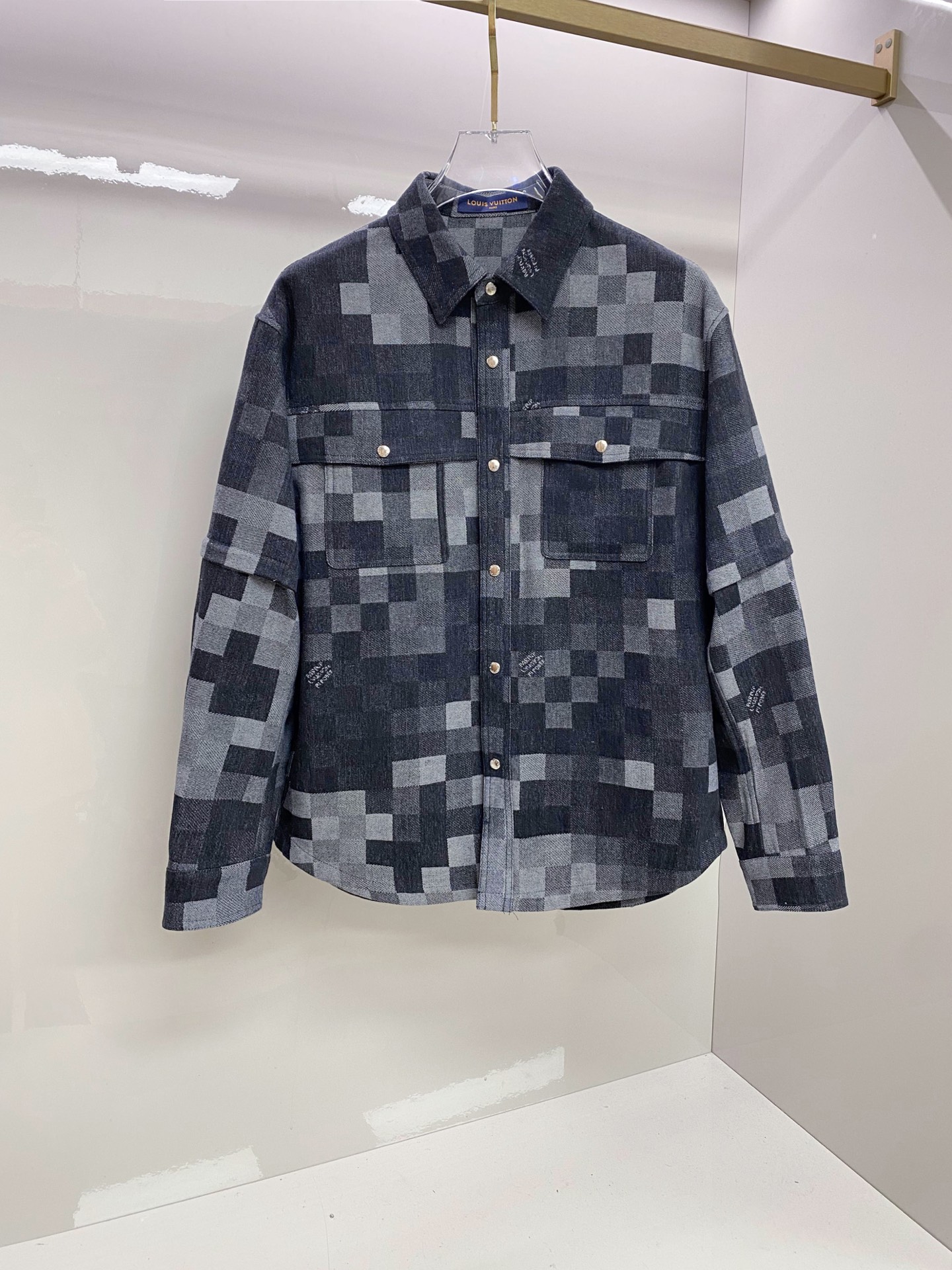 LV 袖子可拆卸 2026ss春季新款夹克牛仔外套全高端版本！高定专柜面料辅料，透气舒适度高，细节无可挑