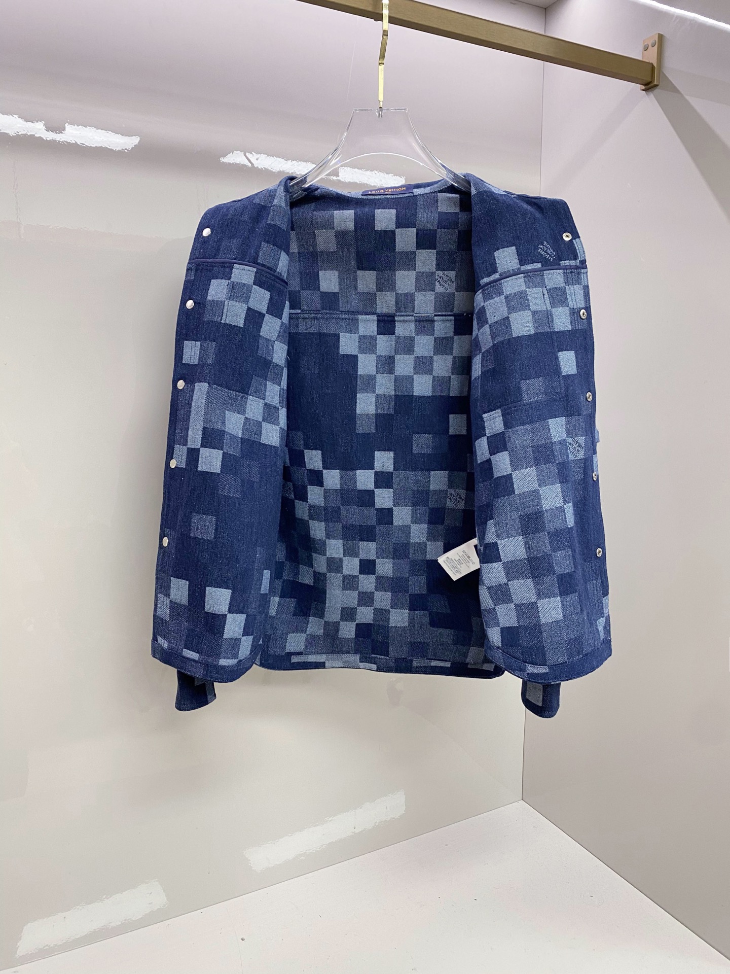 LV 袖子可拆卸 2026ss春季新款夹克牛仔外套全高端版本！高定专柜面料辅料，透气舒适度高，细节无可挑