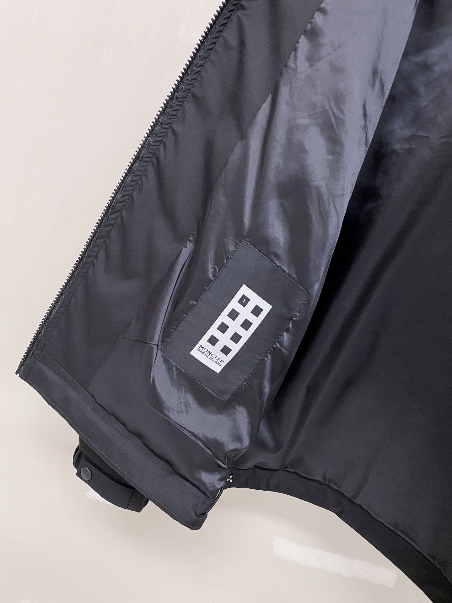 Moncler 蒙口 2026ss春季新款立领夹克外套全高端版本！高定专柜面料辅料，透气舒适度高，细节无