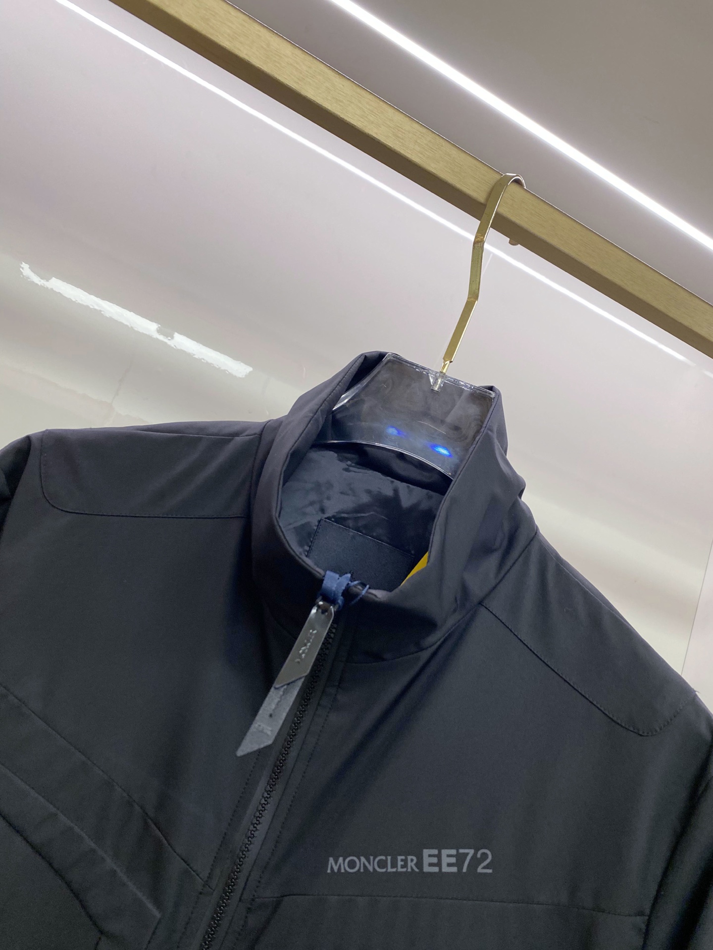 Moncler 蒙口 2026ss春季新款立领夹克外套全高端版本！高定专柜面料辅料，透气舒适度高，细节无