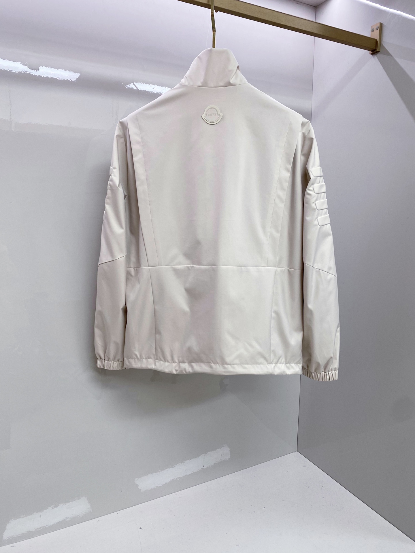 Moncler 蒙口 2026ss春季新款立领夹克外套全高端版本！高定专柜面料辅料，透气舒适度高，细节无