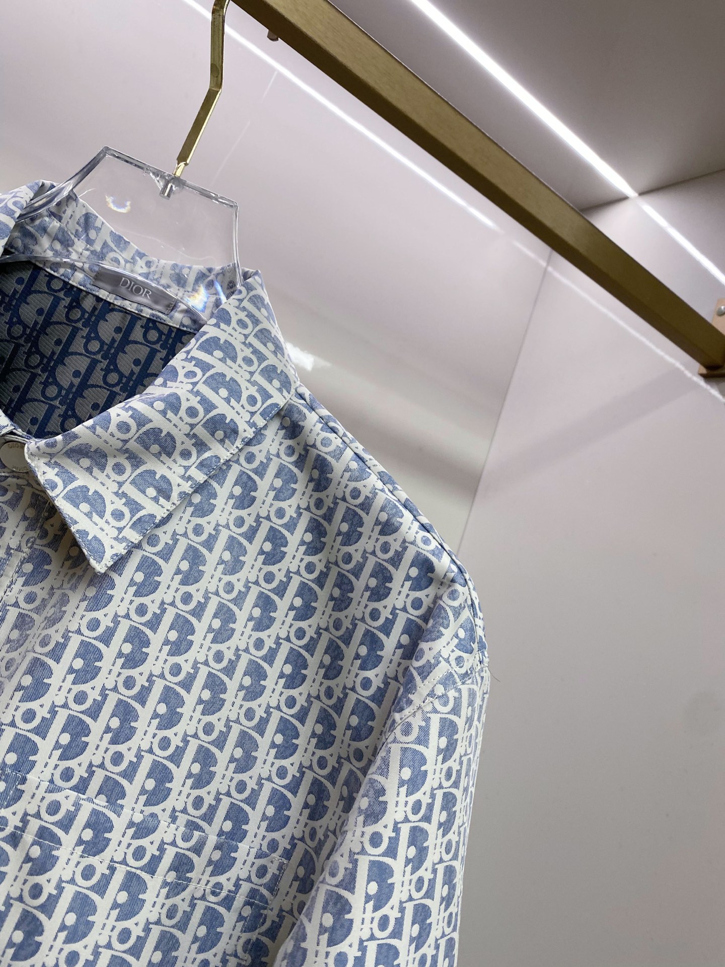 Dior 迪奥 2026ss春季新款翻领夹克外套全高端版本！高定专柜面料辅料，透气舒适度高，细节无可挑剔