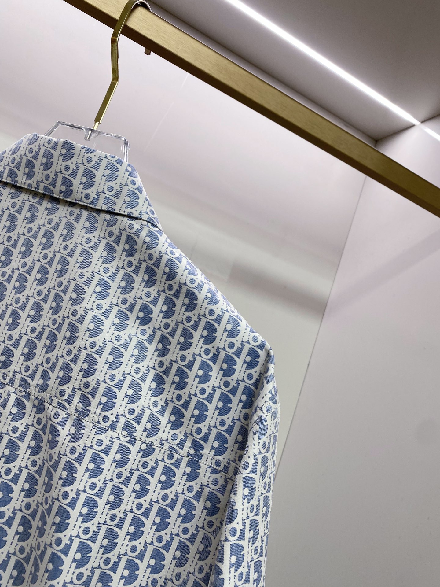 Dior 迪奥 2026ss春季新款翻领夹克外套全高端版本！高定专柜面料辅料，透气舒适度高，细节无可挑剔