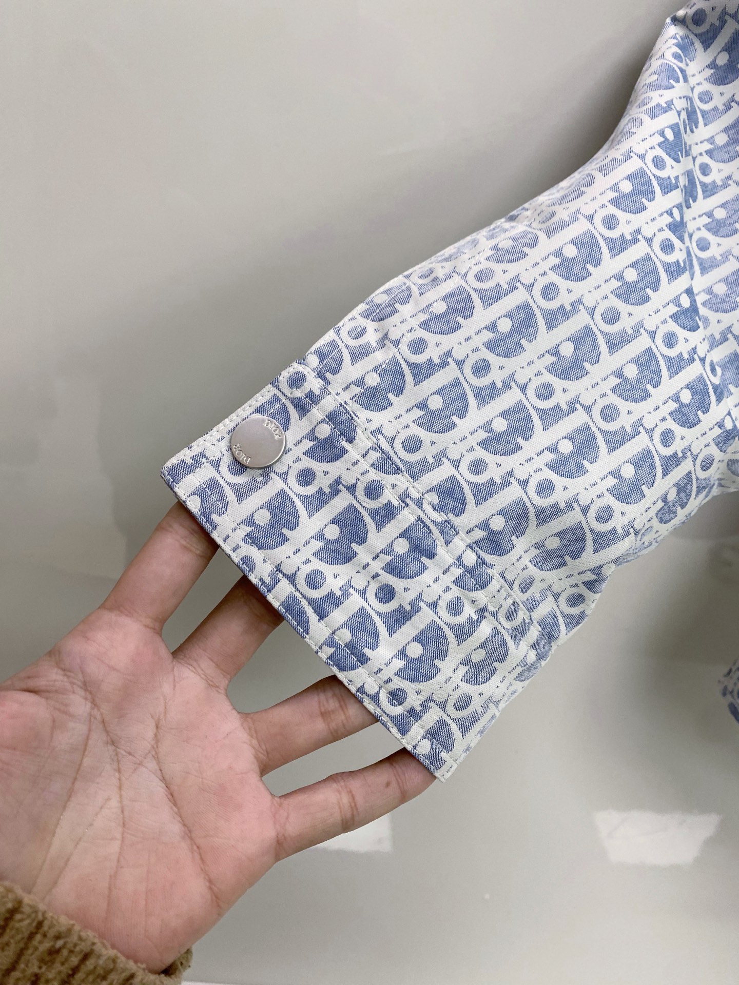 Dior 迪奥 2026ss春季新款翻领夹克外套全高端版本！高定专柜面料辅料，透气舒适度高，细节无可挑剔