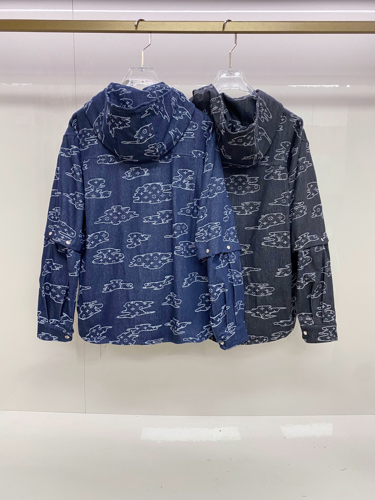 LV 2026ss春季新款夹克牛仔外套全高端版本！高定专柜面料辅料，透气舒适度高，细节无可挑剔，做工考究