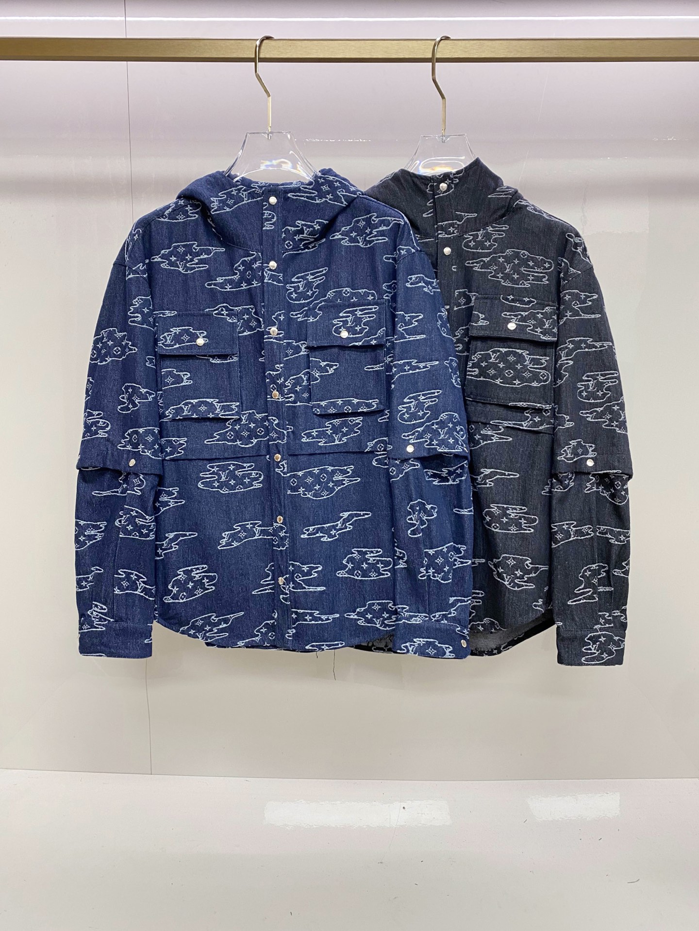 LV 2026ss春季新款夹克牛仔外套全高端版本！高定专柜面料辅料，透气舒适度高，细节无可挑剔，做工考究