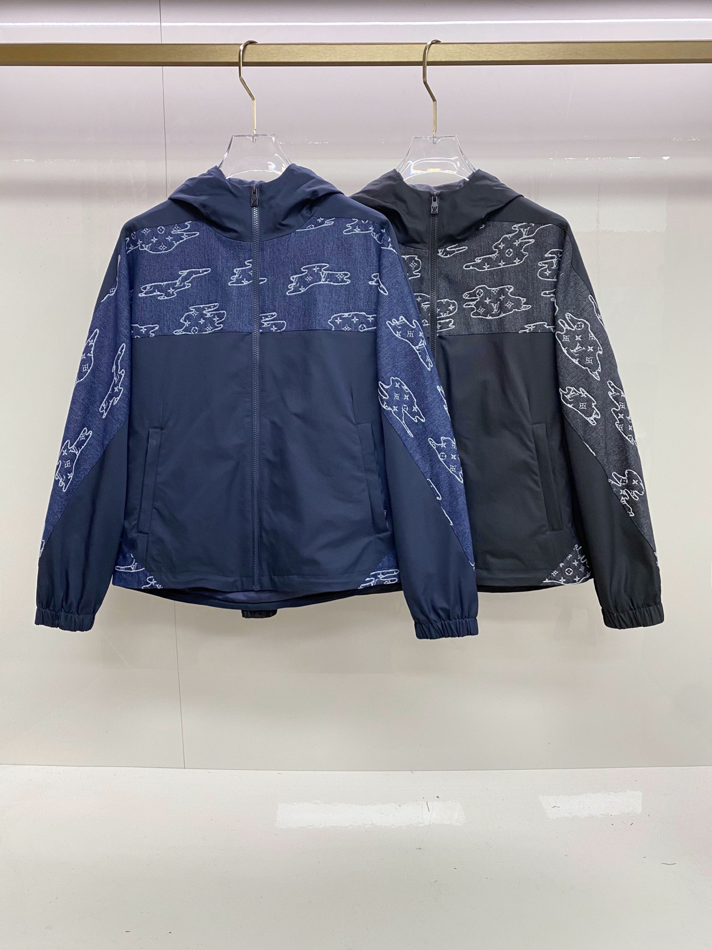 LV 2026ss春季新款夹克外套全高端版本！高定专柜面料辅料，透气舒适度高，细节无可挑剔，做工考究工艺