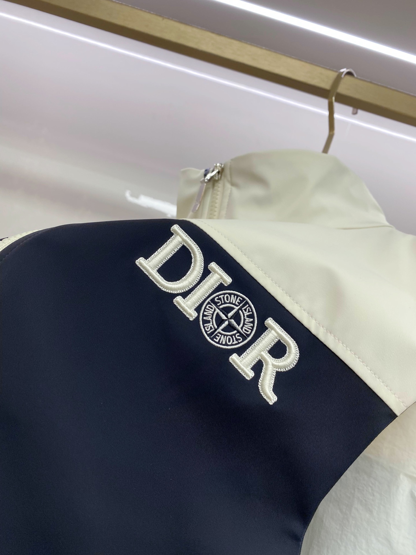 /两件套（夹克 马甲 ）Dior 迪奥 2026ss春季新款夹克外套全高端版本！高定专柜面料辅料，透气舒
