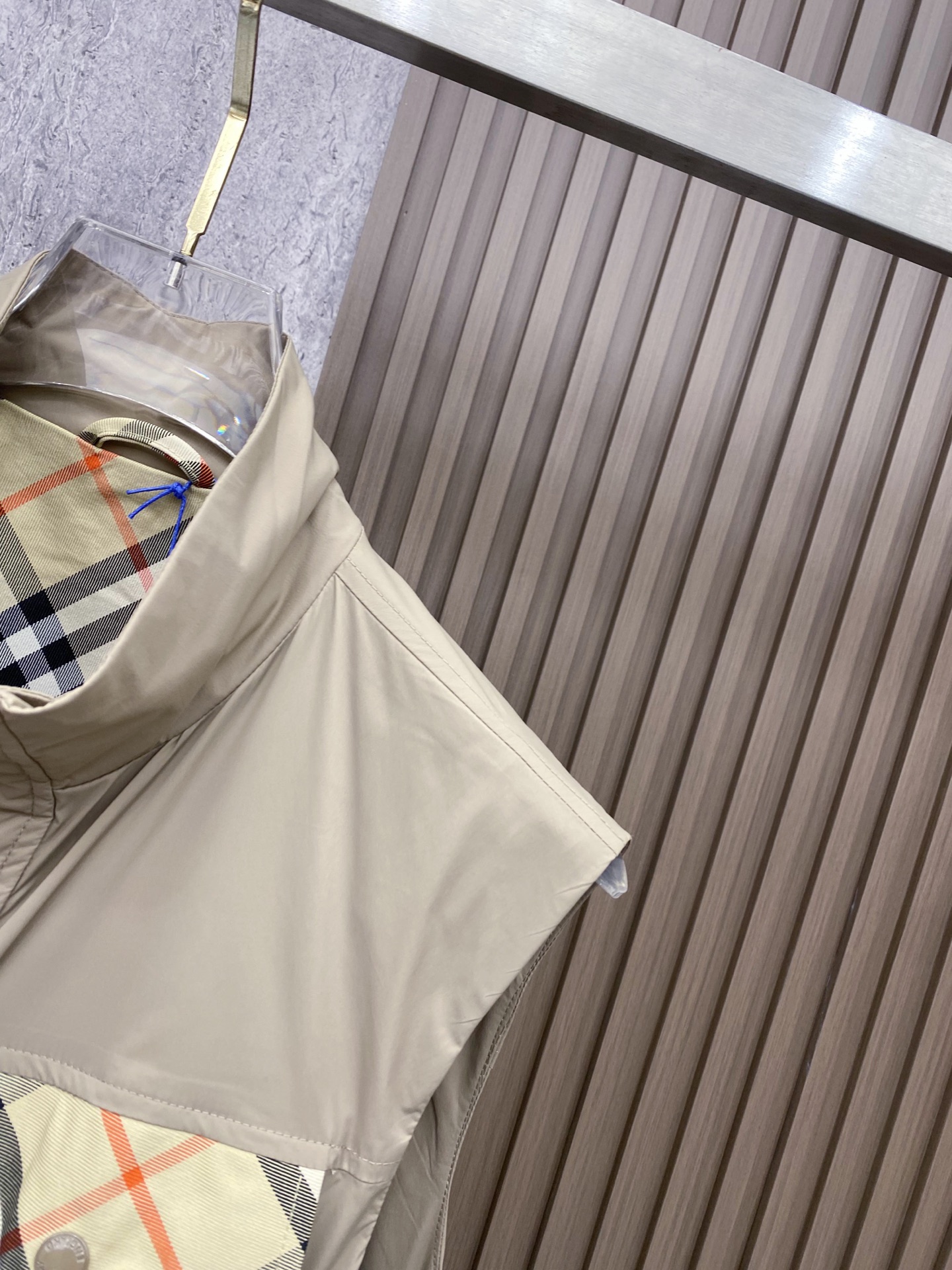Burberry 巴宝莉马甲 2026SS春季新款马甲夹克外套最新设计款 秀场新品‼品相非常完美，三标齐
