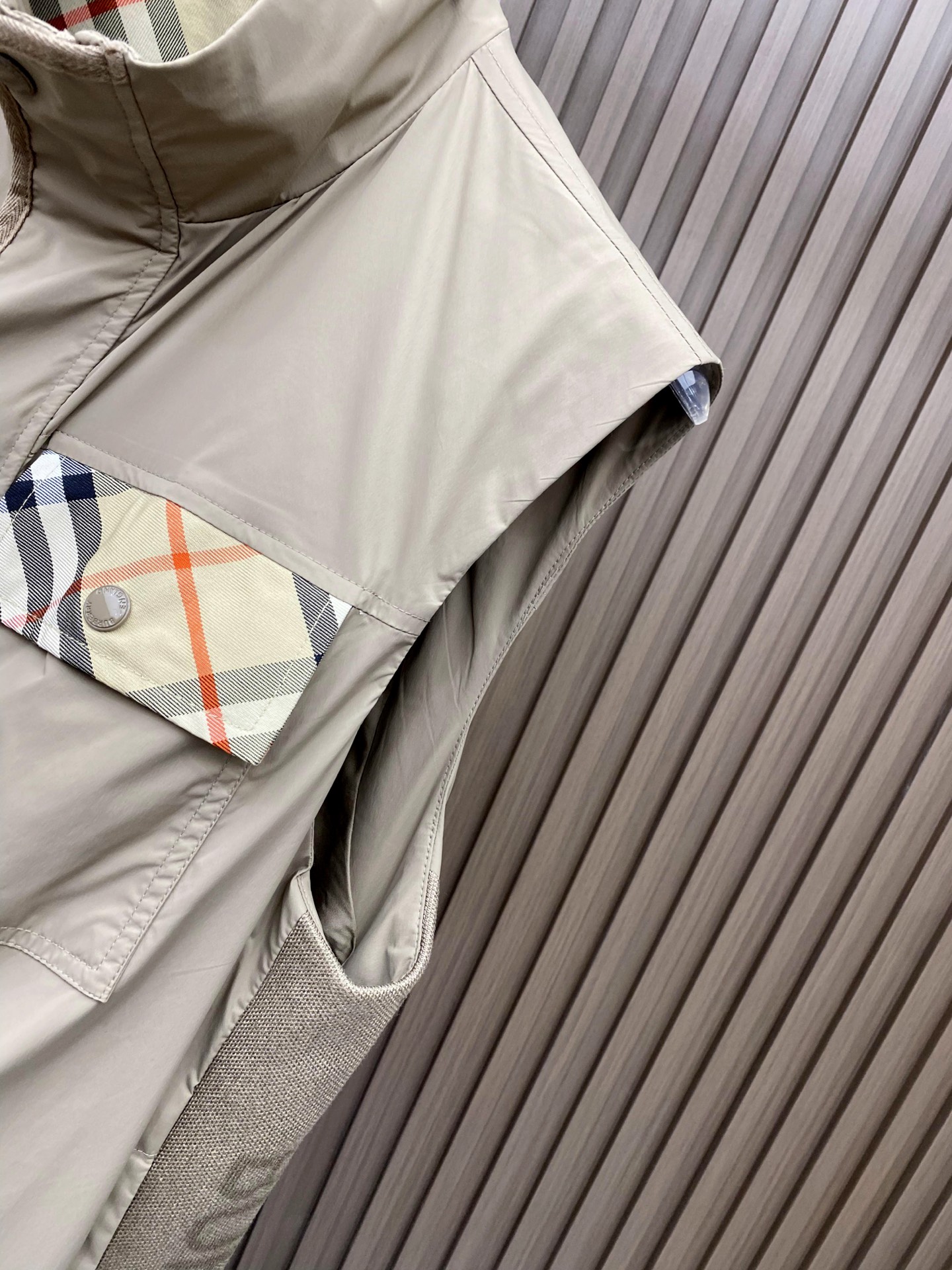 Burberry 巴宝莉马甲 2026SS春季新款马甲夹克外套最新设计款 秀场新品‼品相非常完美，三标齐