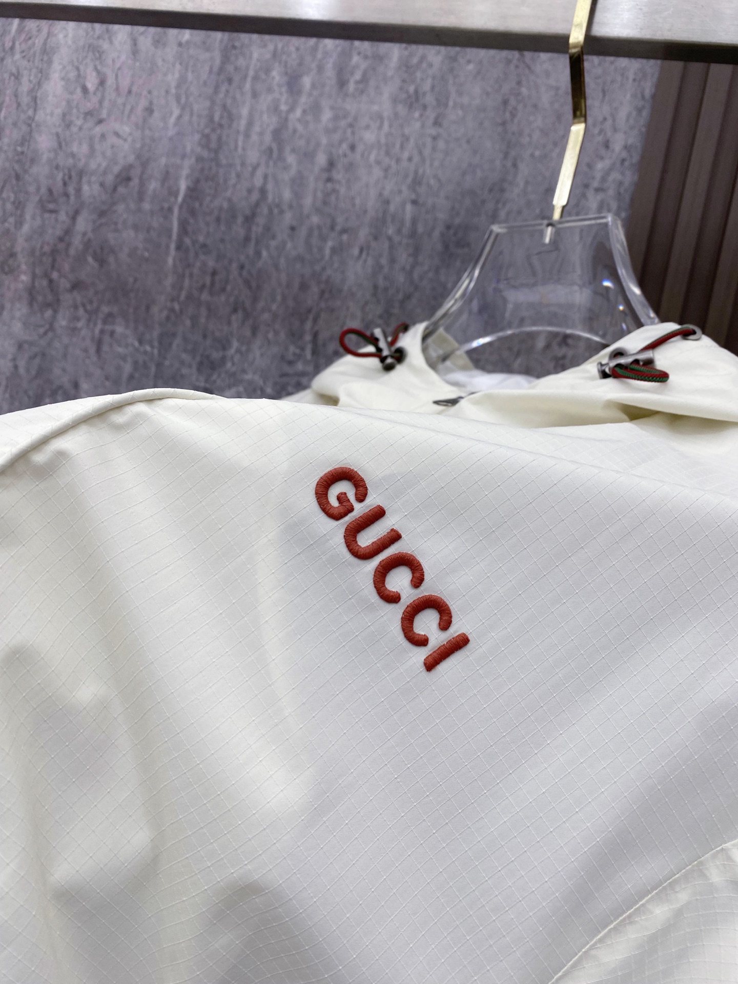 Gucci 古奇 2026ss春季新款连帽夹克外套全高端版本！高定专柜面料辅料，透气舒适度高，细节无可挑