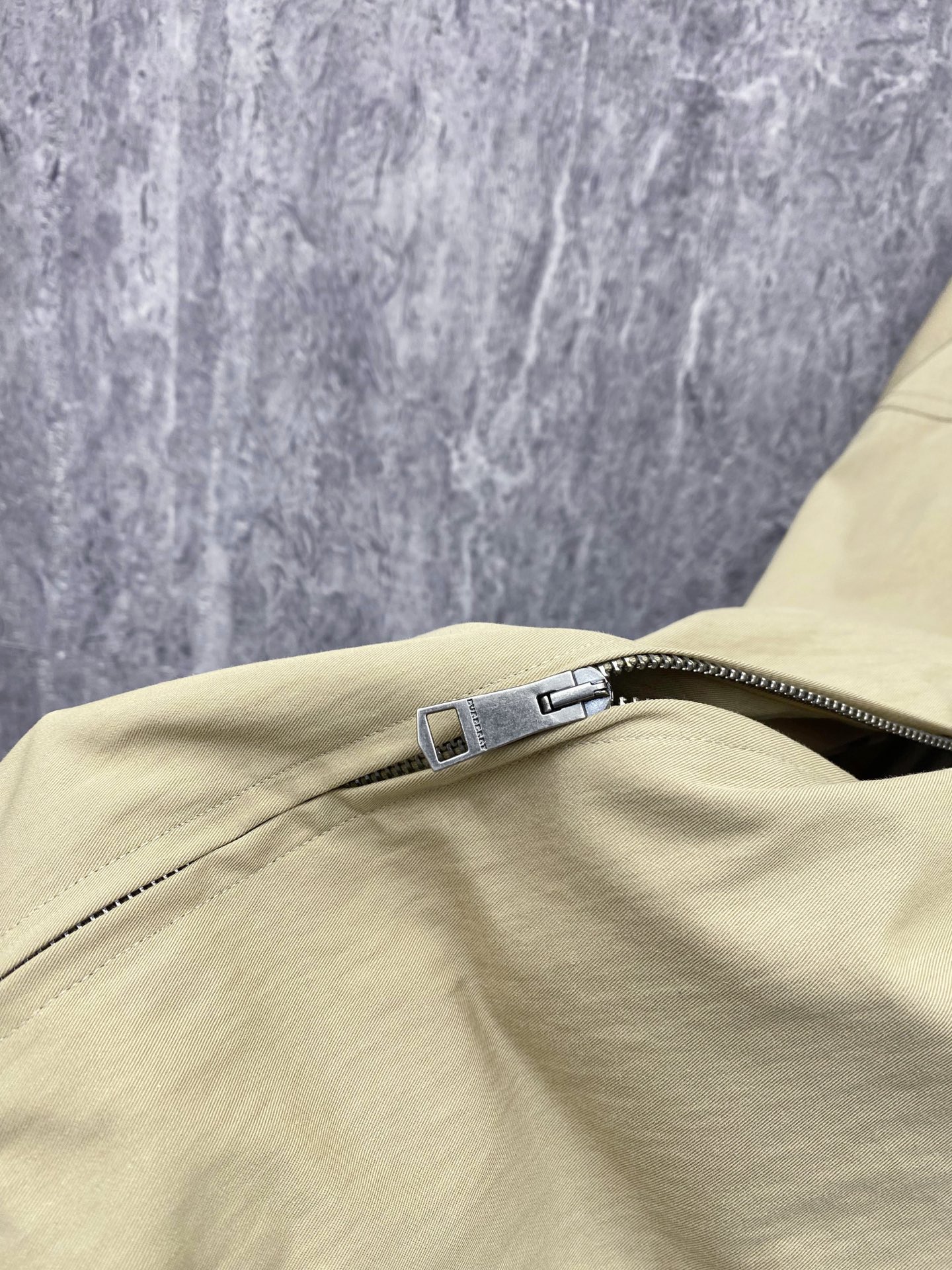 Burberry 巴宝莉 2026ss春季新款连帽夹克外套全高端版本！高定专柜面料辅料，透气舒适度高，细