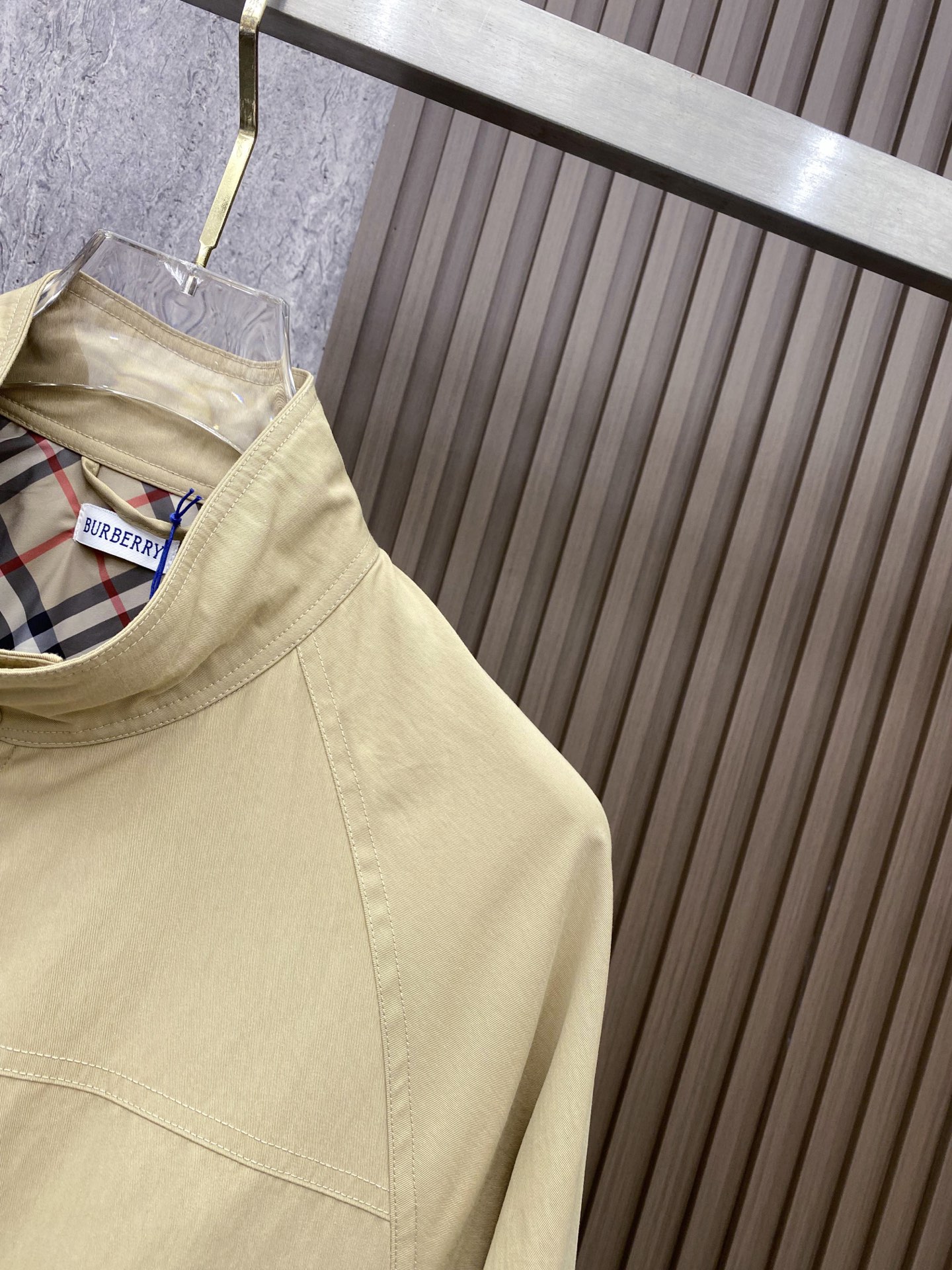 Burberry 巴宝莉 2026ss春季新款连帽夹克外套全高端版本！高定专柜面料辅料，透气舒适度高，细