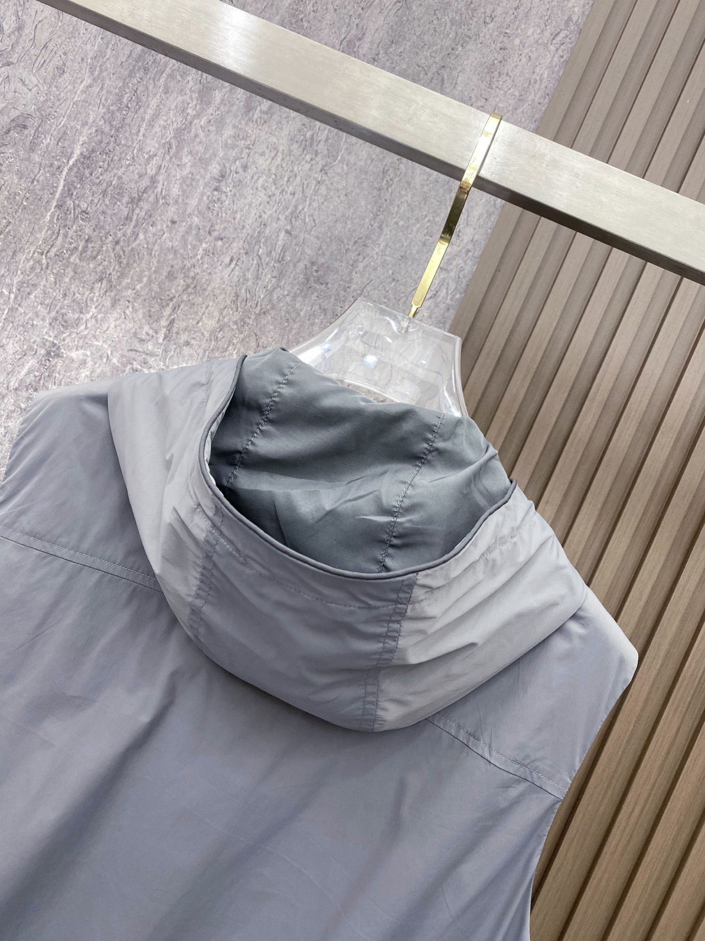 Prada 普拉达马甲 2026ss春季新款马甲夹克外套最新设计款 秀场新品‼品相非常完美，三标齐全色泽
