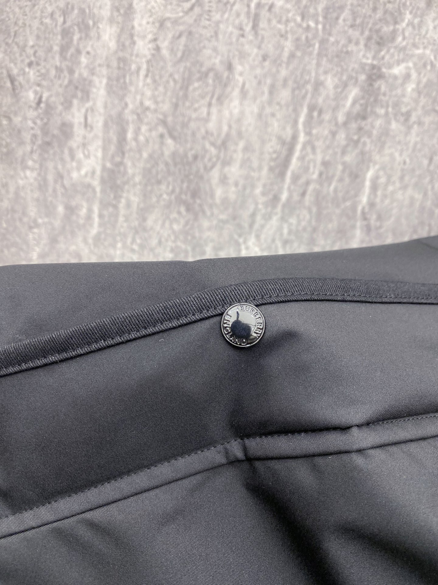 Burberry 巴宝莉 2026ss春季新款夹克外套全高端版本！高定专柜面料辅料，透气舒适度高，细节无