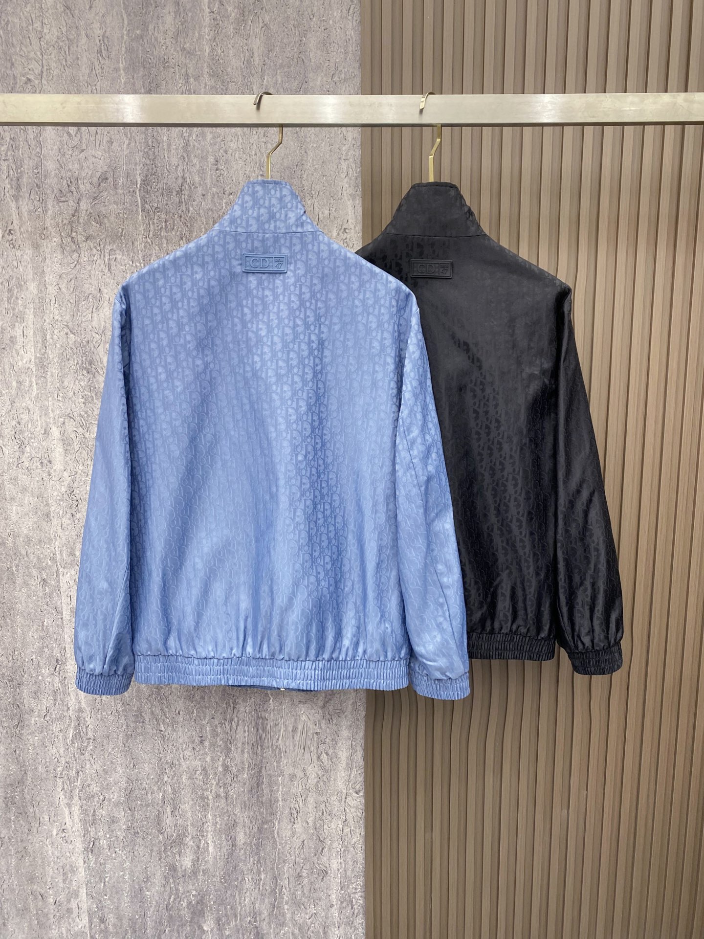 Dior 迪奥 2026ss春季新款立领夹克外套全高端版本！高定专柜面料辅料，透气舒适度高，细节无可挑剔