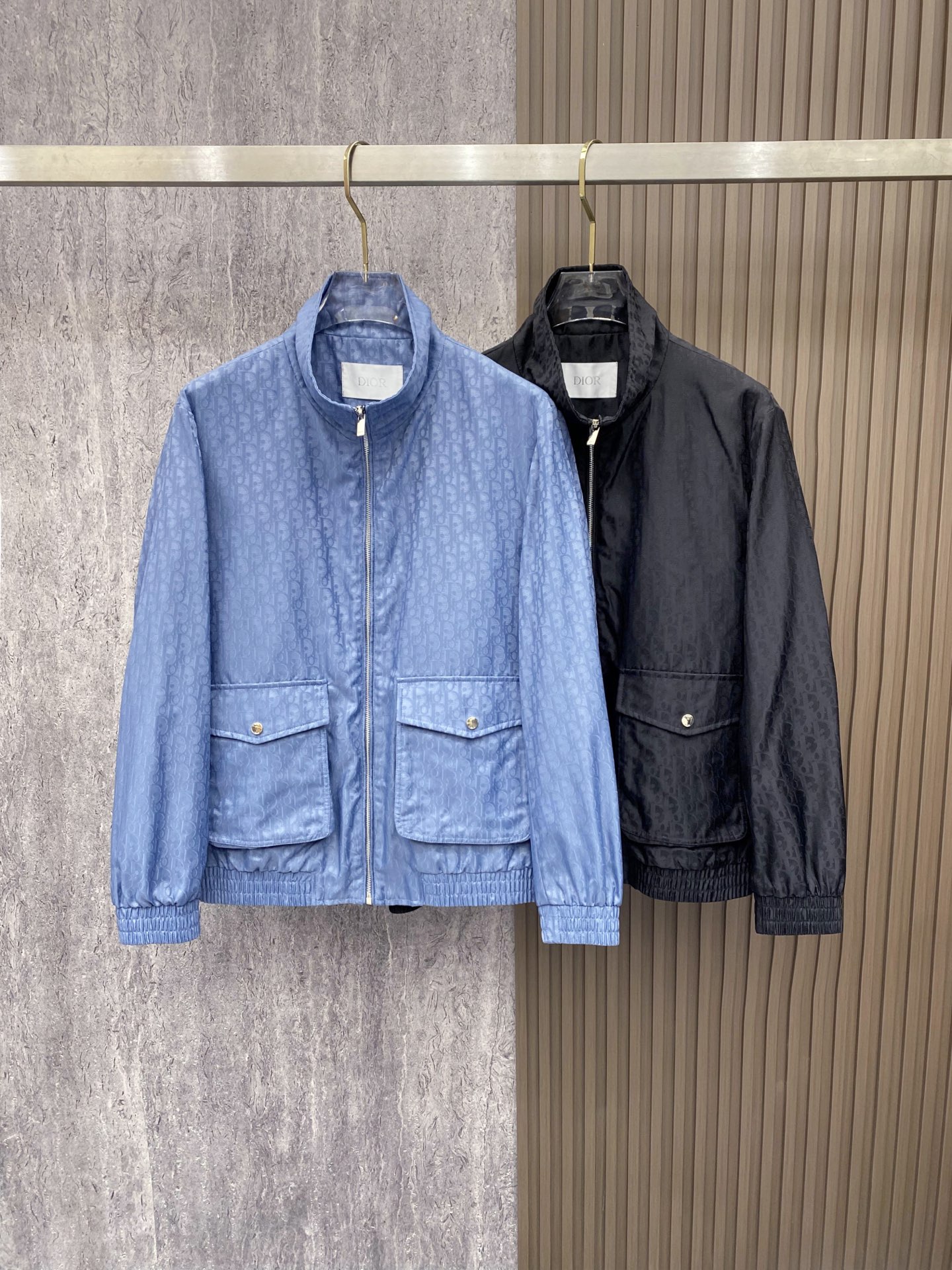 Dior 迪奥 2026ss春季新款立领夹克外套全高端版本！高定专柜面料辅料，透气舒适度高，细节无可挑剔