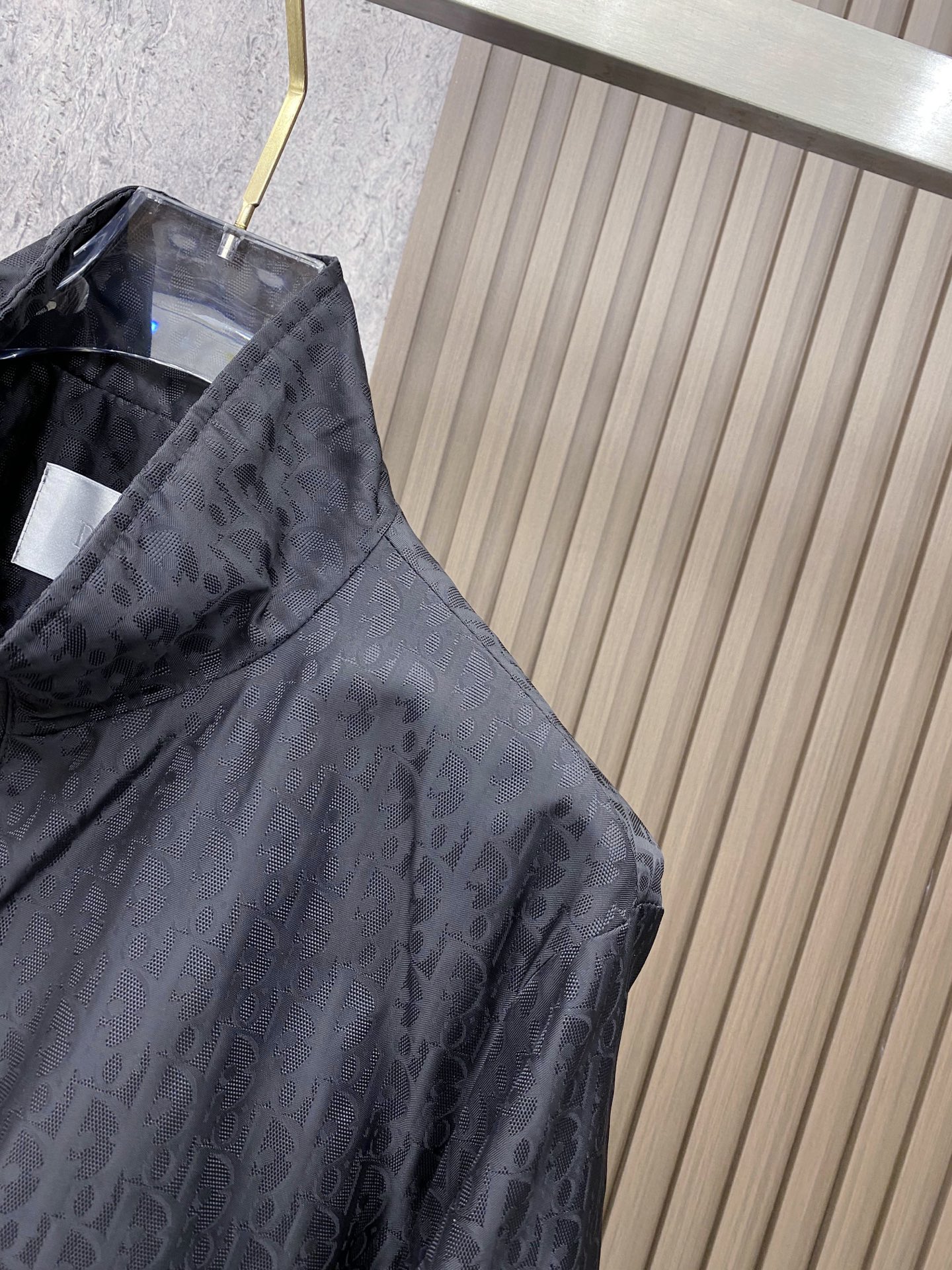 Dior 迪奥 2026ss春季新款立领夹克外套全高端版本！高定专柜面料辅料，透气舒适度高，细节无可挑剔