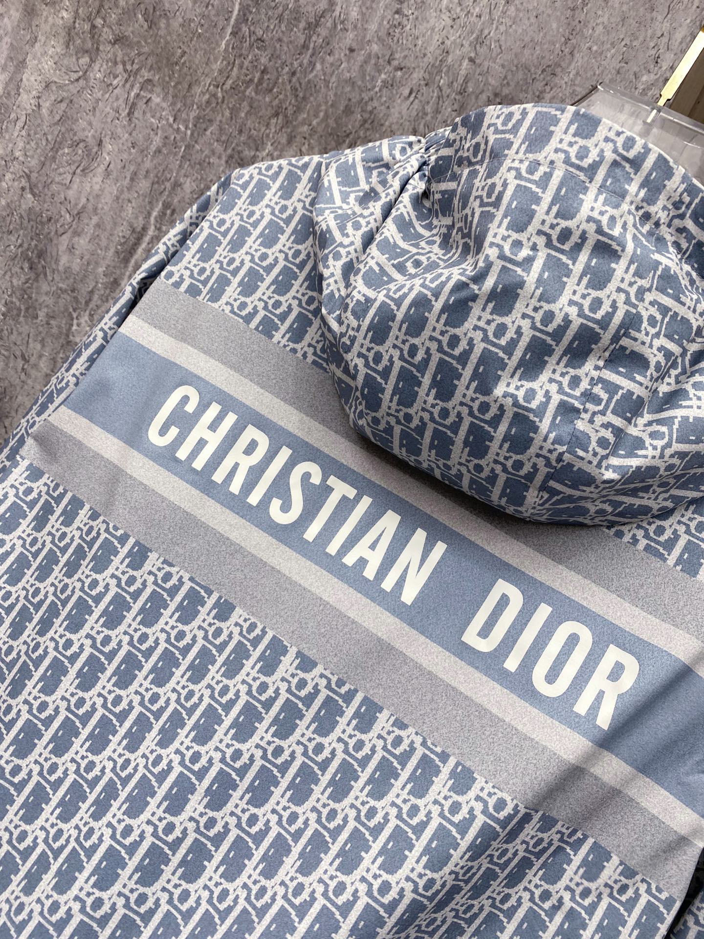 Dior 迪奥 2026ss春季新款夹克外套全高端版本！高定专柜面料辅料，透气舒适度高，细节无可挑剔，做