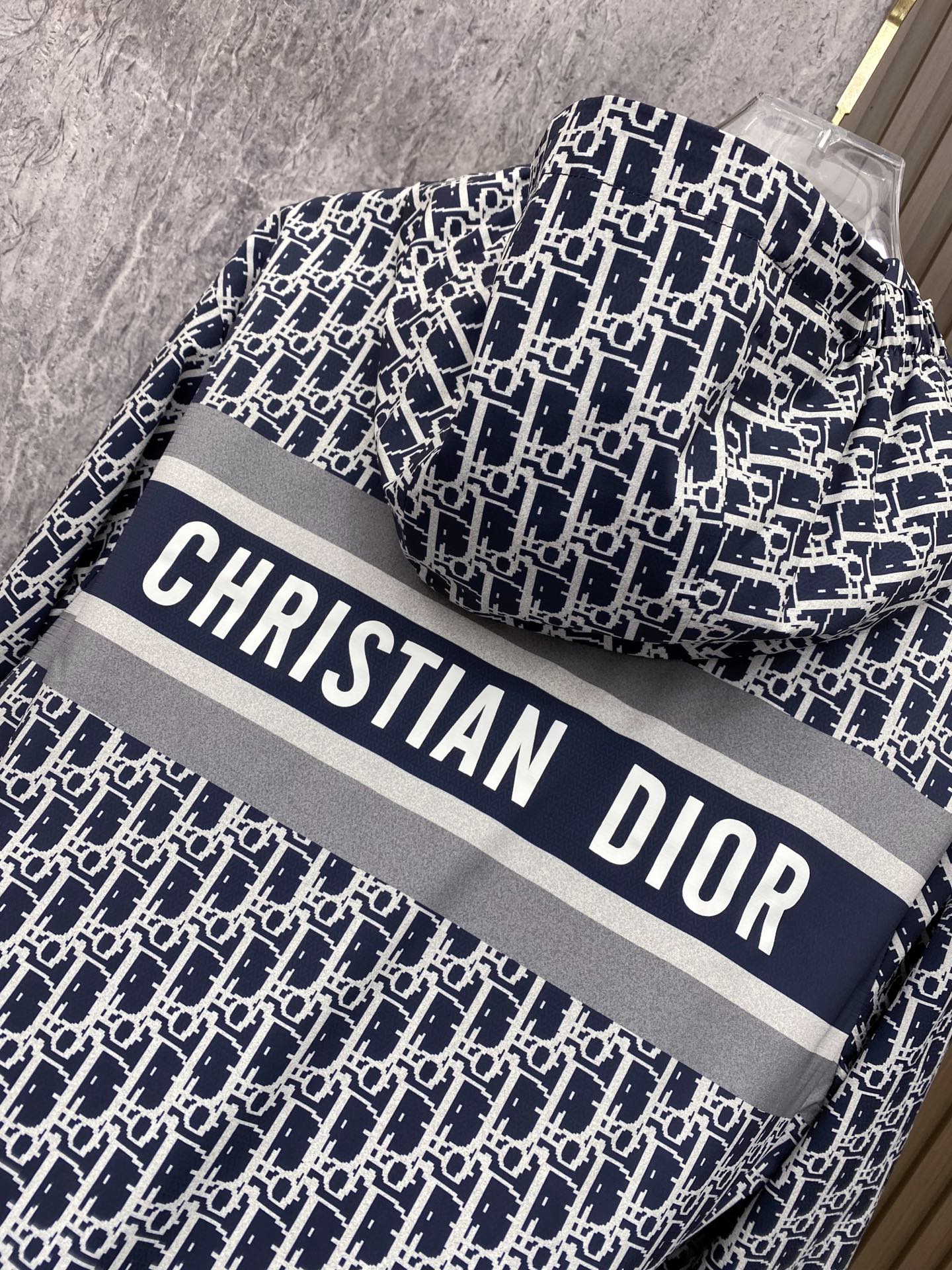 Dior 迪奥 2026ss春季新款夹克外套全高端版本！高定专柜面料辅料，透气舒适度高，细节无可挑剔，做