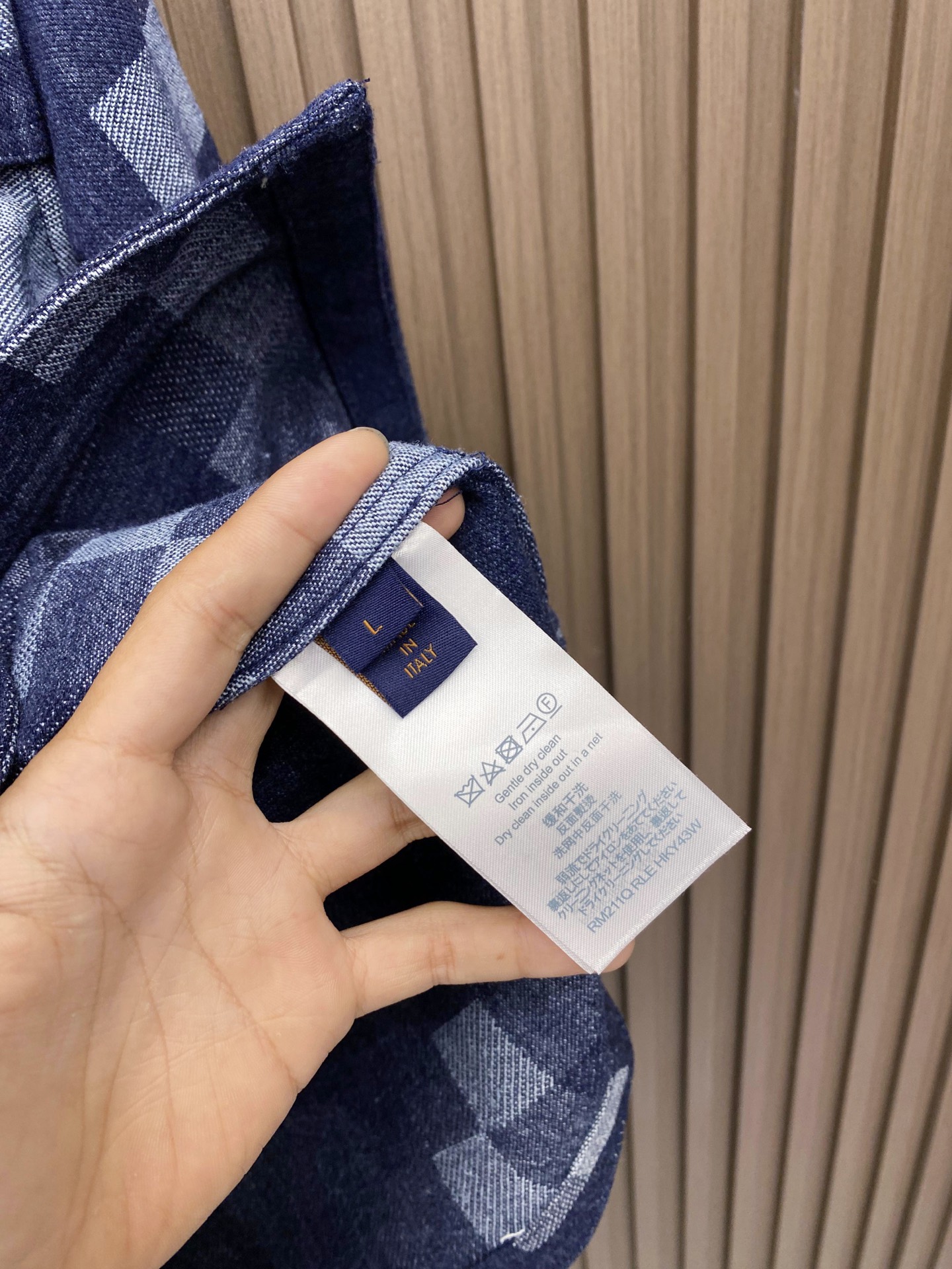 LV 袖子可拆卸 2026ss春季新款夹克牛仔外套全高端版本！高定专柜面料辅料，透气舒适度高，细节无可挑