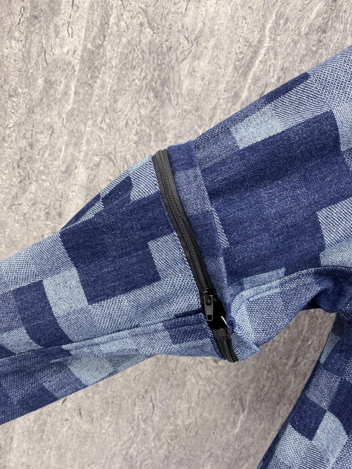 LV 袖子可拆卸 2026ss春季新款夹克牛仔外套全高端版本！高定专柜面料辅料，透气舒适度高，细节无可挑