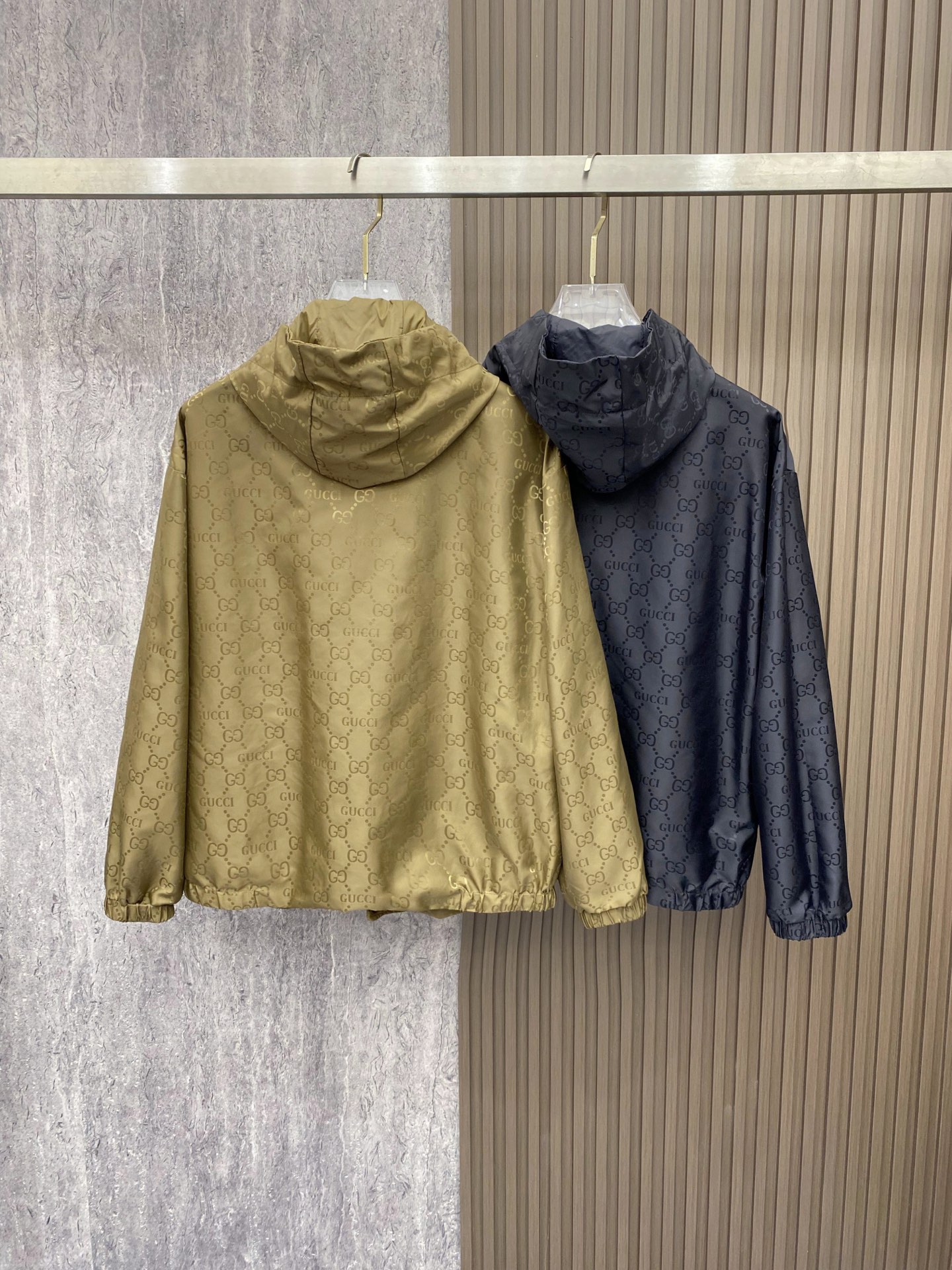 Gucci 古奇 双面穿 2026ss春季新款连帽夹克外套全高端版本！高定专柜面料辅料，透气舒适度高，细