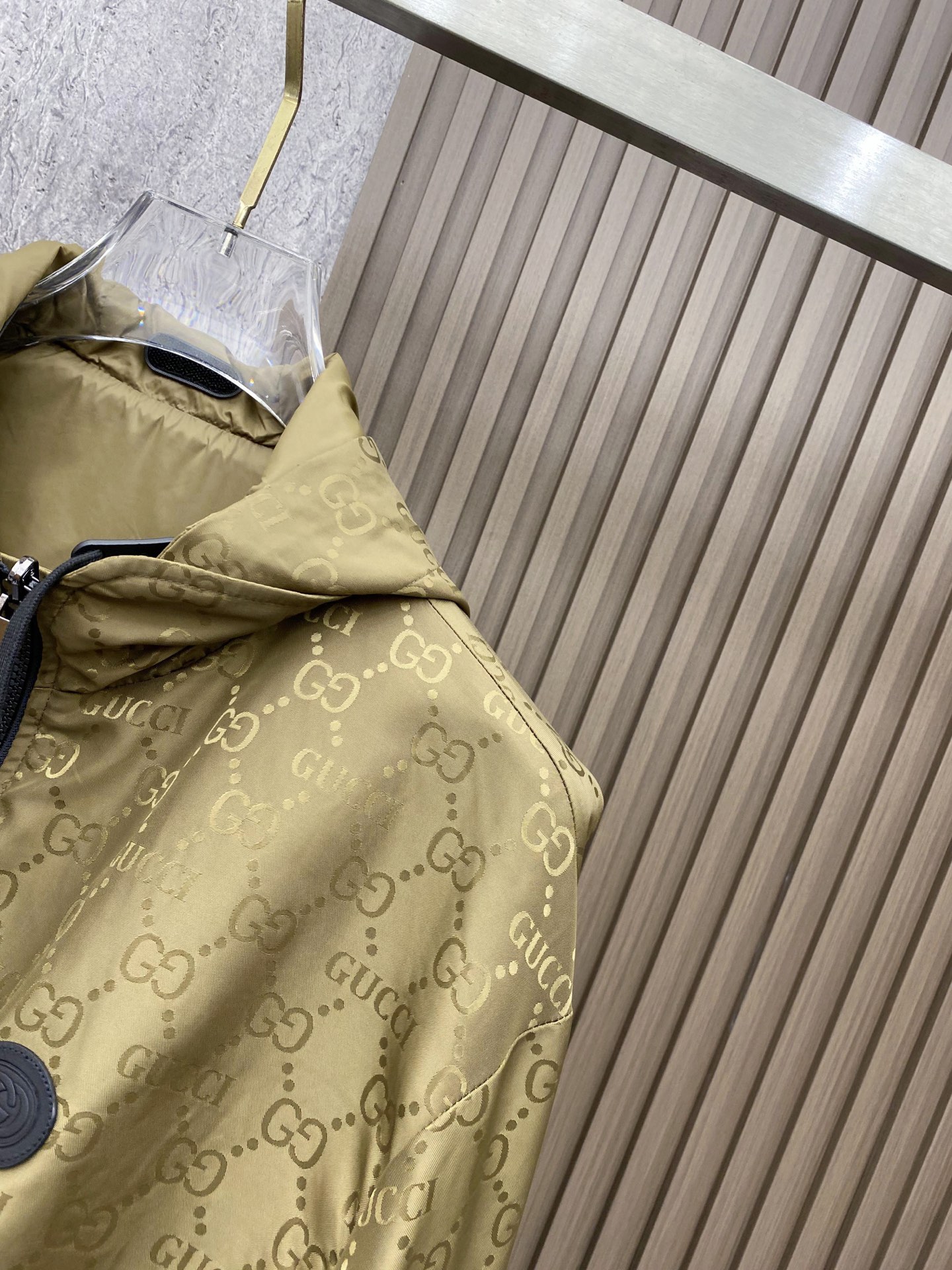 Gucci 古奇 双面穿 2026ss春季新款连帽夹克外套全高端版本！高定专柜面料辅料，透气舒适度高，细