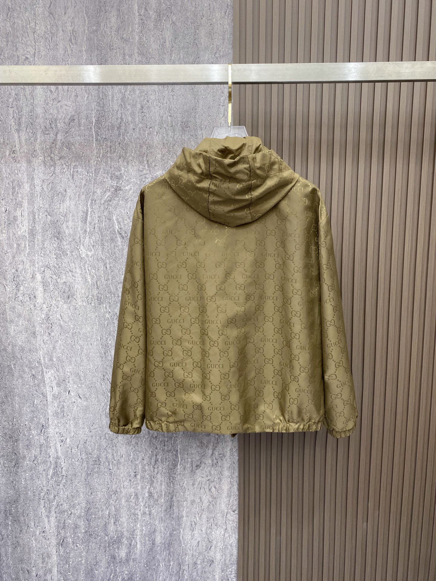 Gucci 古奇 双面穿 2026ss春季新款连帽夹克外套全高端版本！高定专柜面料辅料，透气舒适度高，细