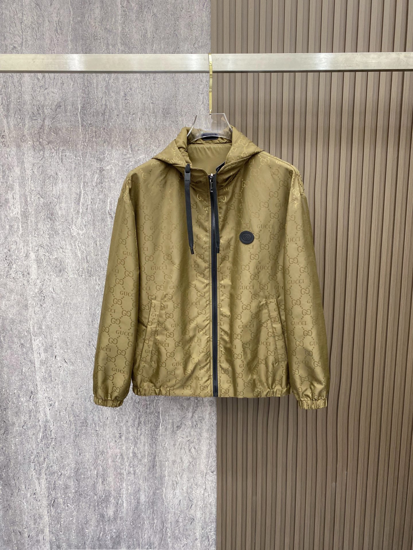 Gucci 古奇 双面穿 2026ss春季新款连帽夹克外套全高端版本！高定专柜面料辅料，透气舒适度高，细