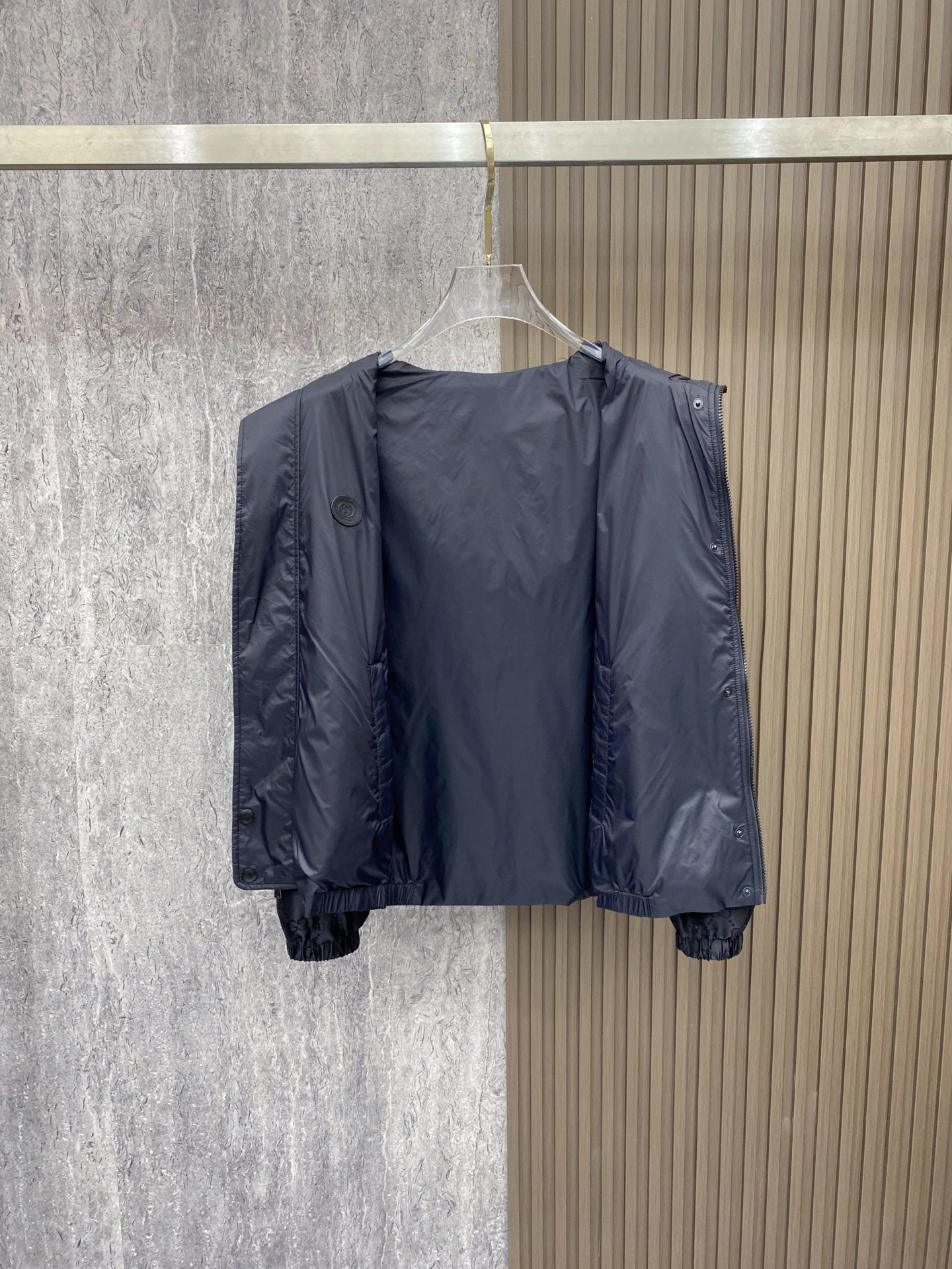 Gucci 古奇 双面穿 2026ss春季新款连帽夹克外套全高端版本！高定专柜面料辅料，透气舒适度高，细