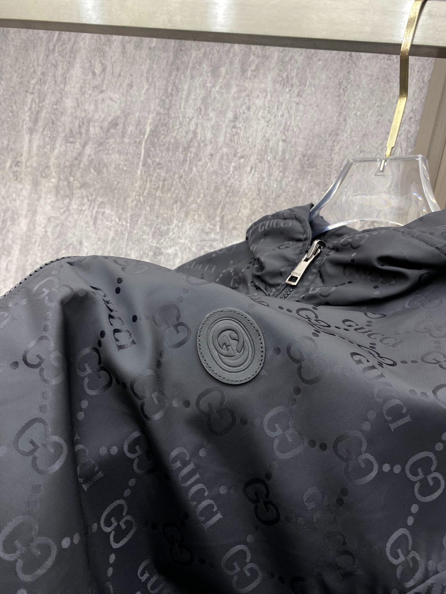 Gucci 古奇 双面穿 2026ss春季新款连帽夹克外套全高端版本！高定专柜面料辅料，透气舒适度高，细