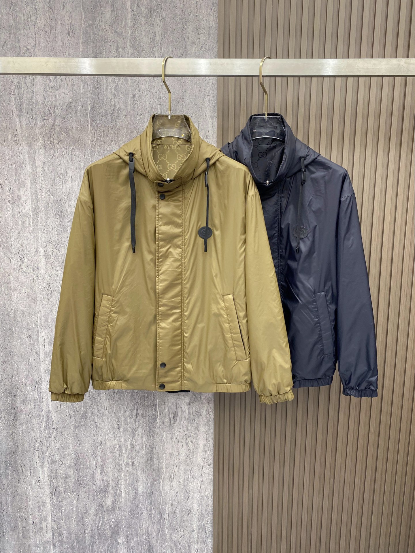 Gucci 古奇 双面穿 2026ss春季新款连帽夹克外套全高端版本！高定专柜面料辅料，透气舒适度高，细