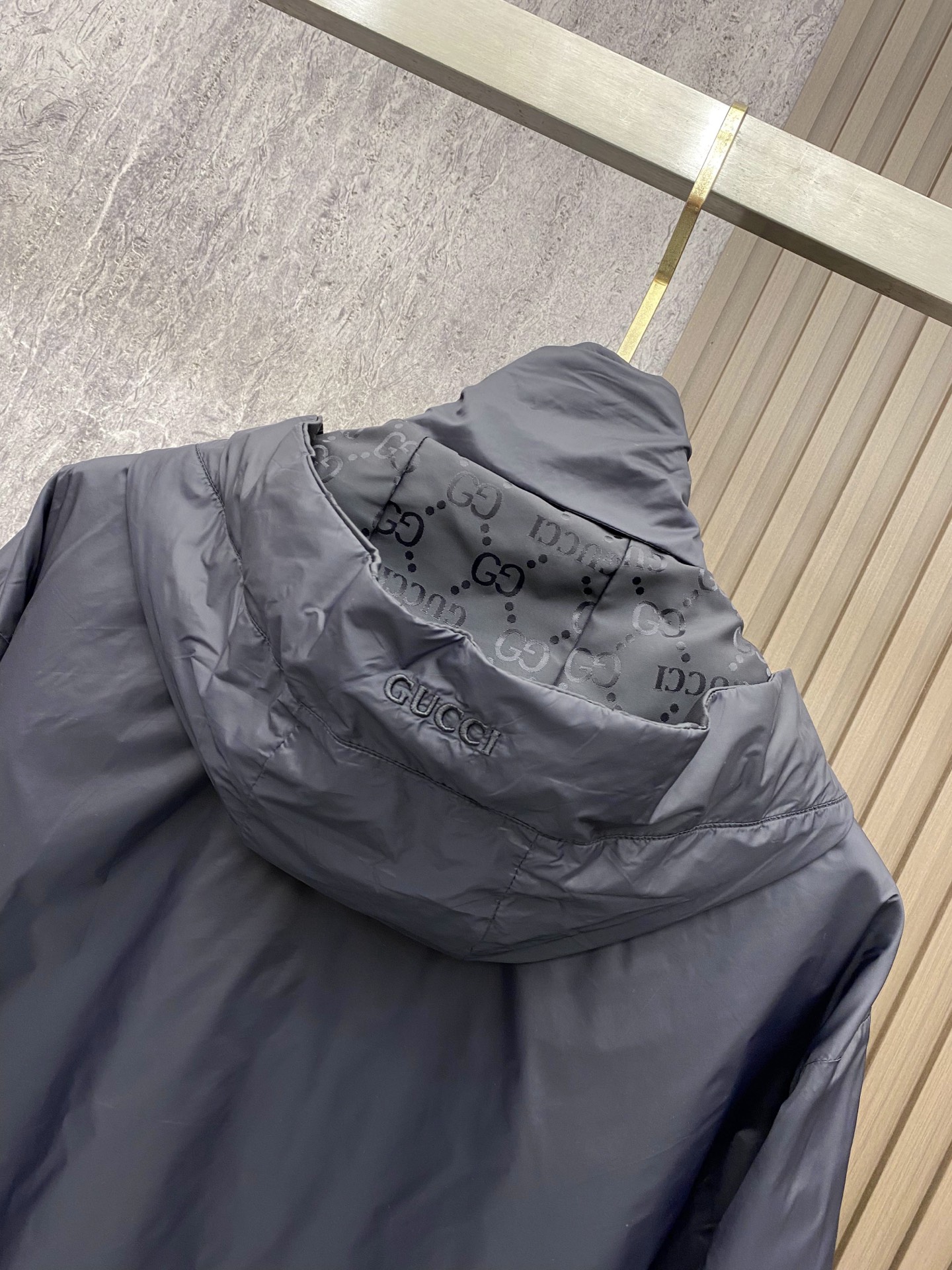 Gucci 古奇 双面穿 2026ss春季新款连帽夹克外套全高端版本！高定专柜面料辅料，透气舒适度高，细