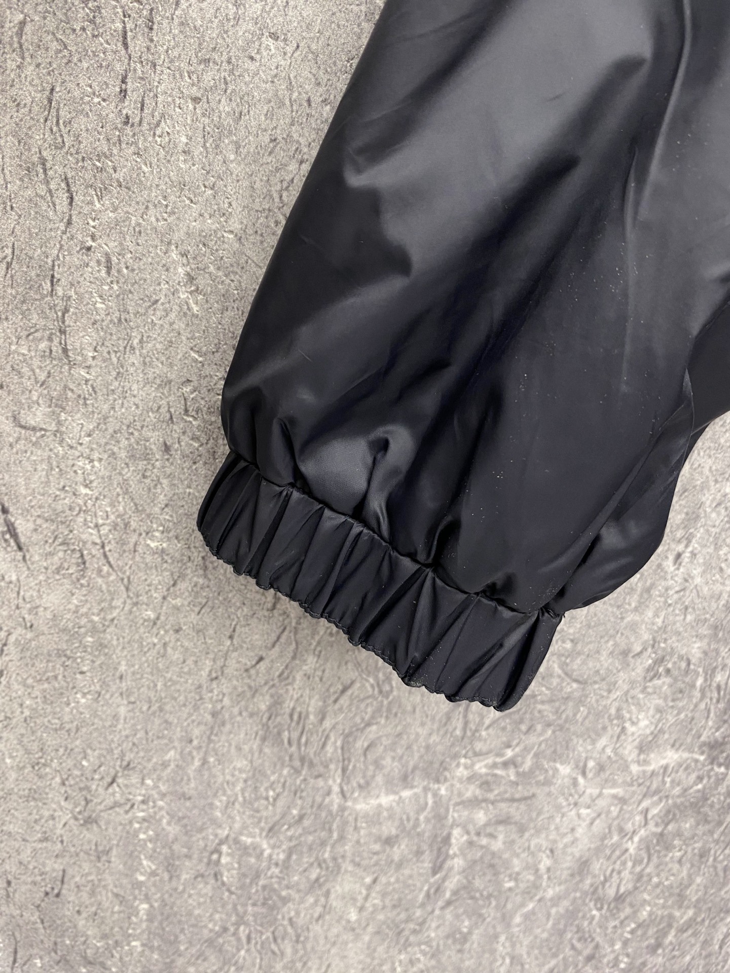 Gucci 古奇 双面穿 2026ss春季新款连帽夹克外套全高端版本！高定专柜面料辅料，透气舒适度高，细