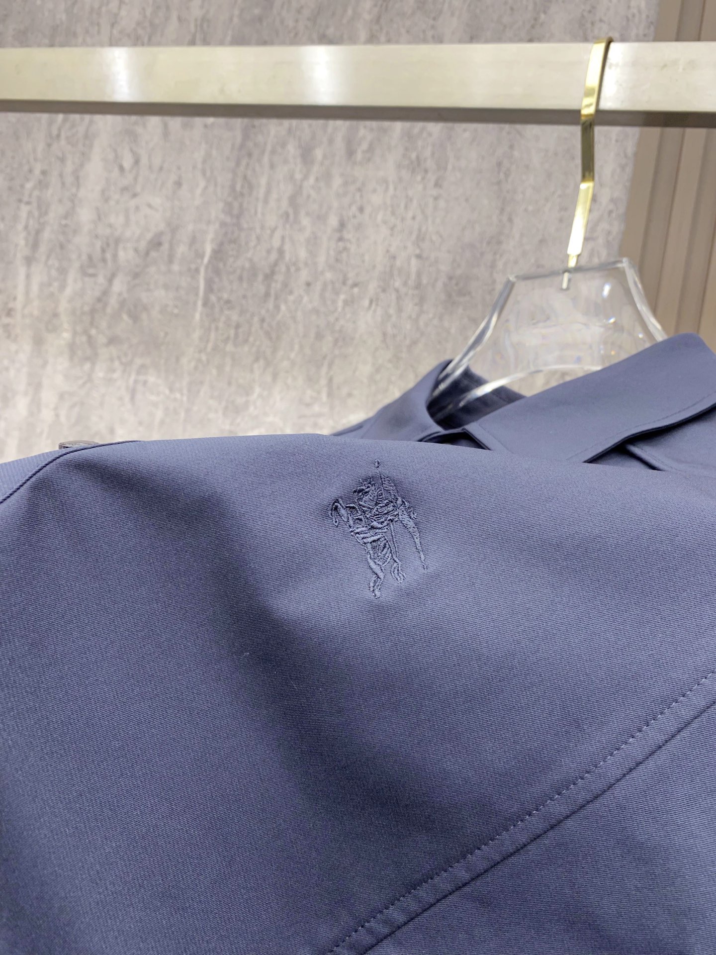 Burberry 巴宝莉2026ss春季新款夹克外套全高端版本！高定专柜面料辅料，透气舒适度高，细节无可